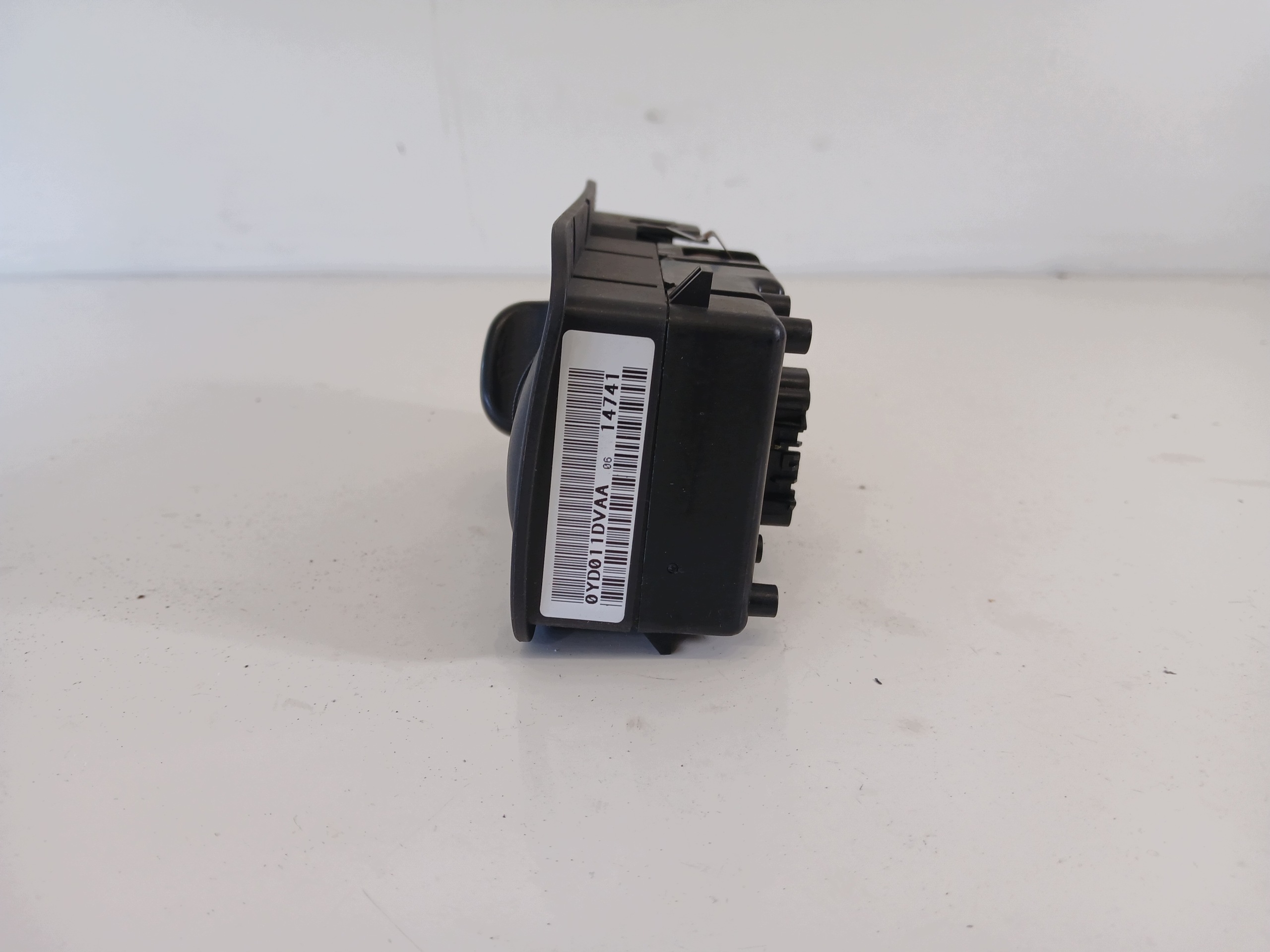 CHRYSLER VOYAGER IV light switch 0YD011DVAA