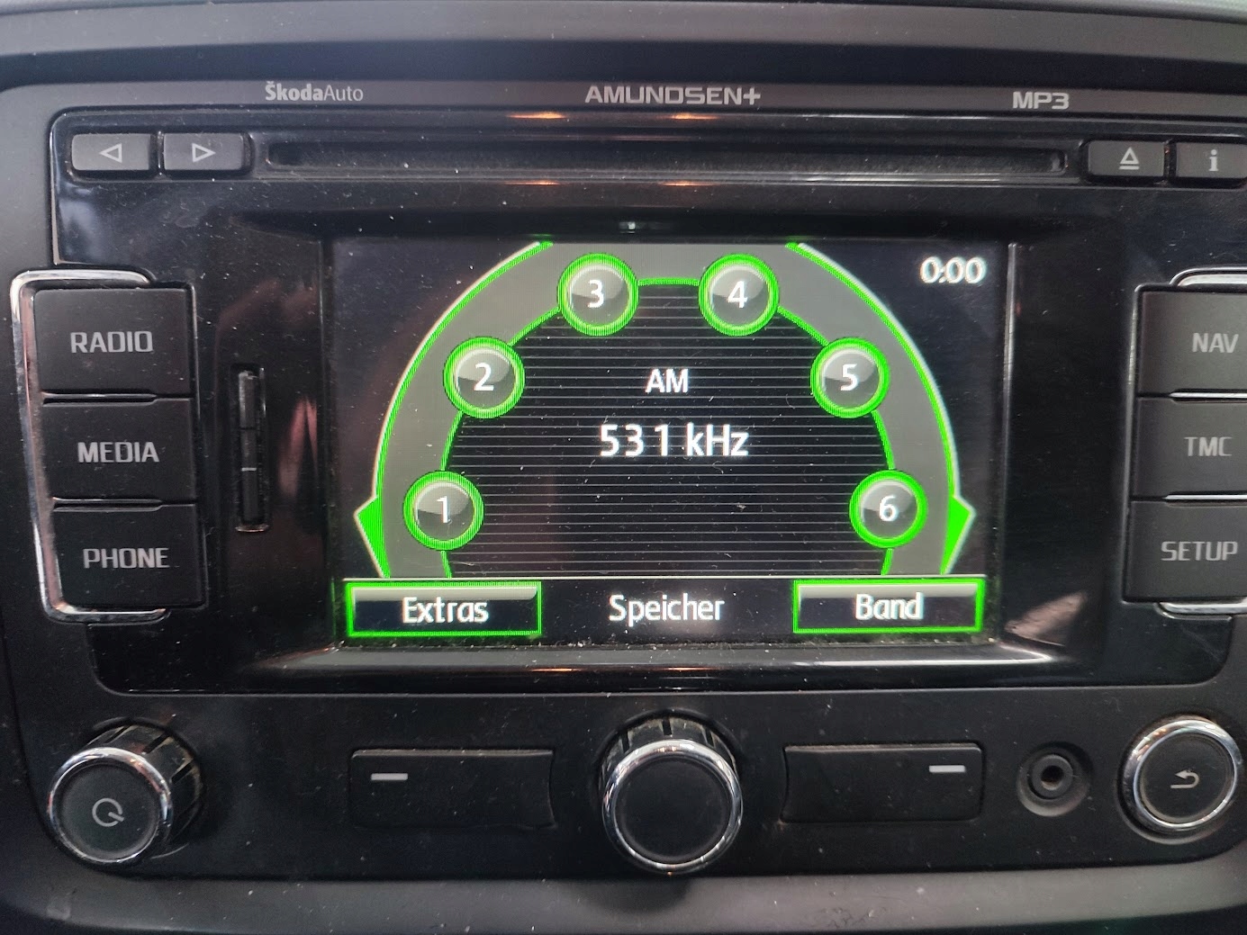 RADIO navigation NAVI display SKODA SUPERB II 3T0035192B