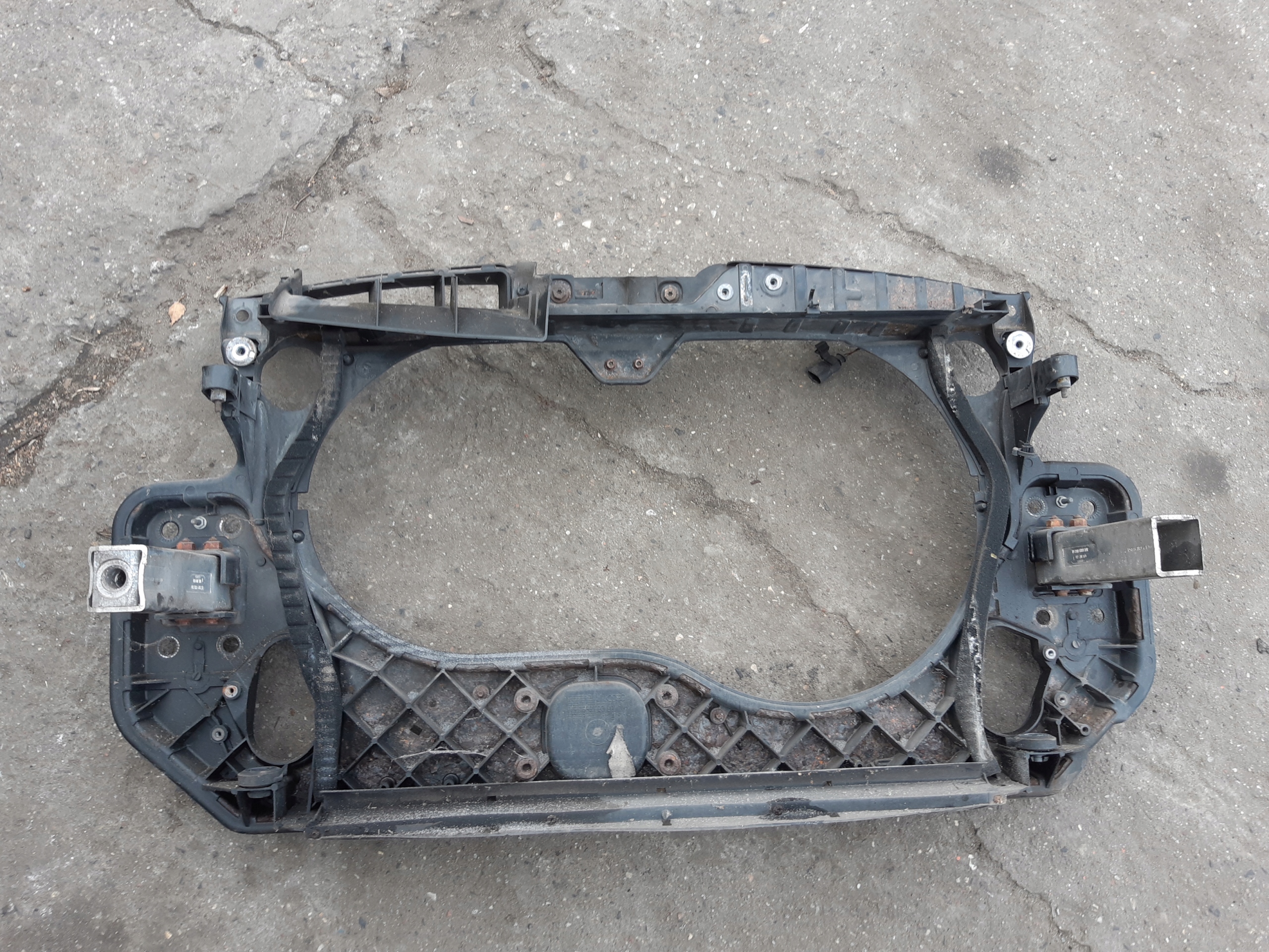 AUDI A6 C6 2.0 TDI support panel for radiators pillar iron frame 4F0805594G