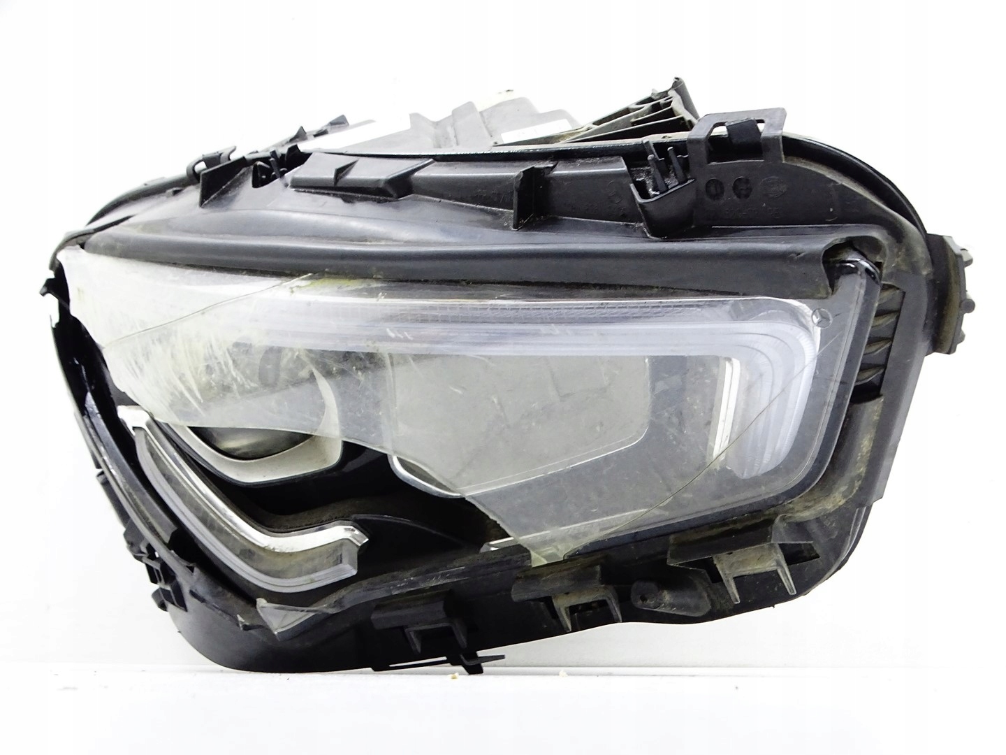 REFLEKTOR light right front right LED MERCEDES CLA C118 A1189064200