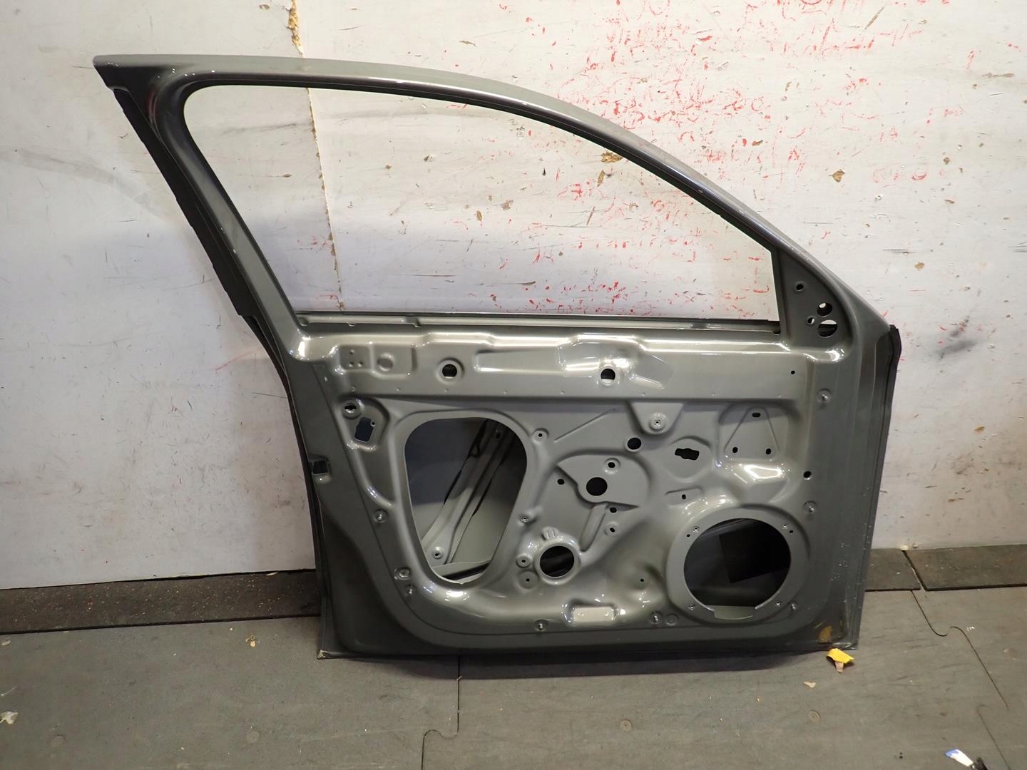 door front front left AUDI A1 II 2018- 82A831151