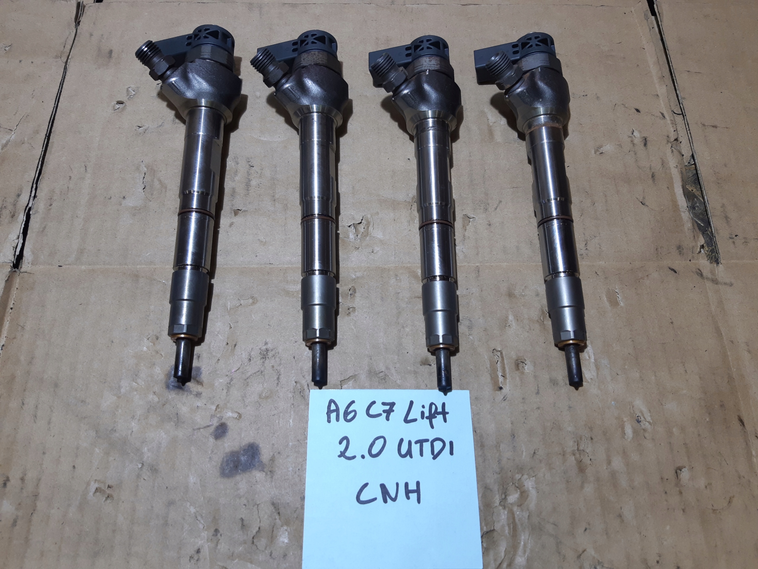 AUDI A6 C7 2.0 UTDI CNH nozzle injector 04L130277AE