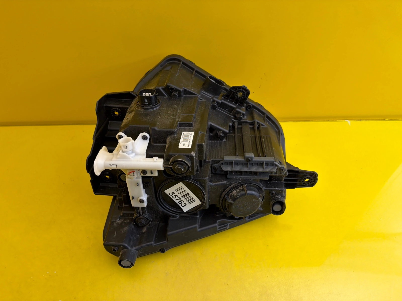 light left front Hyundai Kona II 2 2023- Led 92101BE050