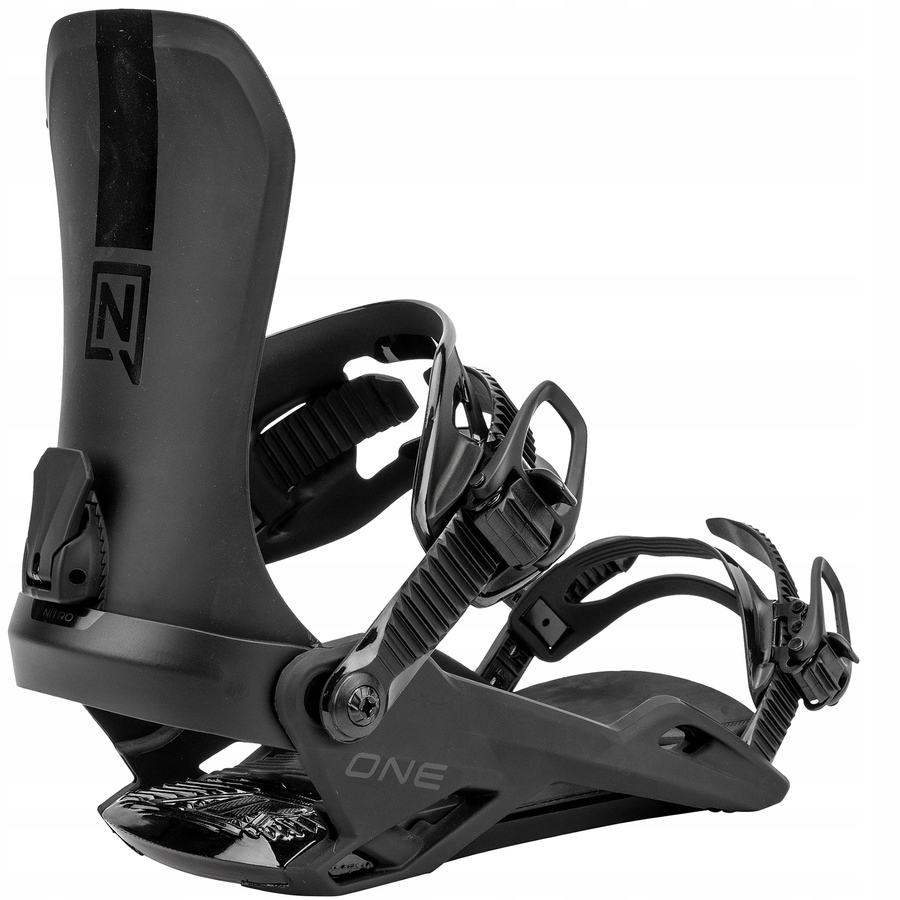 Nitro One Ultra Black 2026 snowboardové vázání z roku 300€ M