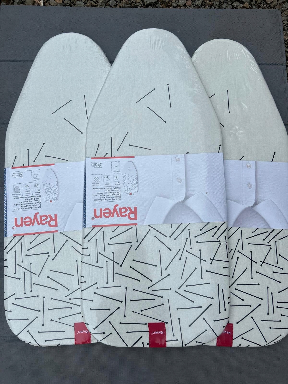 Levně Žehlicí prkno stolové (turistické) Rayen 73,5 cm x 31,5 cm