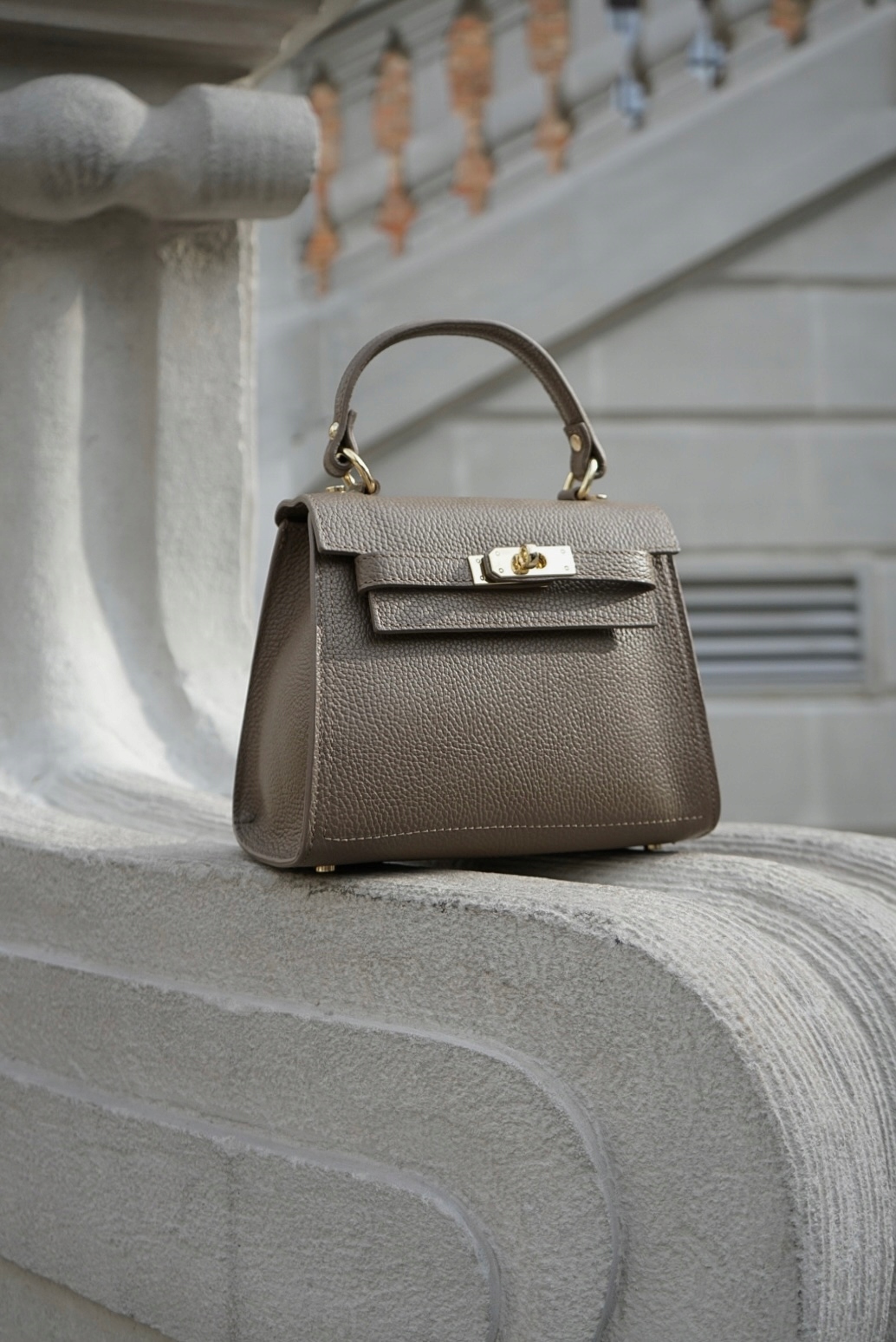 Torebka Skóra naturalna Bożena Cappuccino Wysokość 19 cm