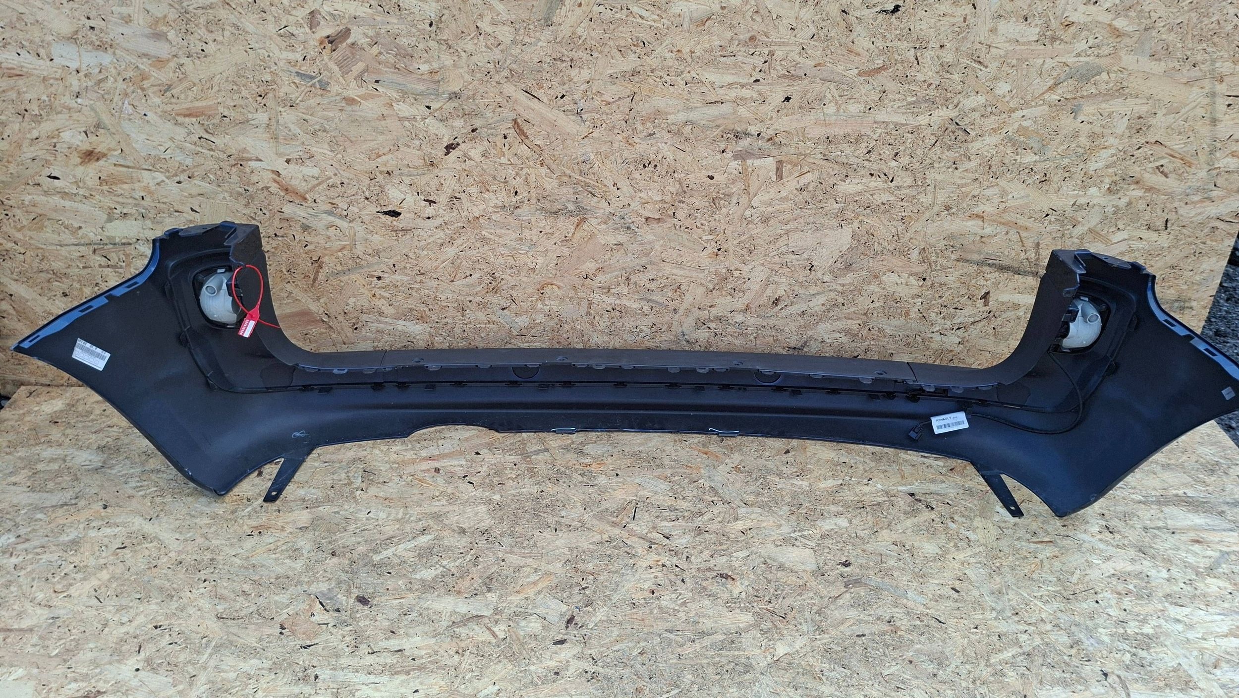 bumper rear part 8200436723 RENAULT KANGOO II CITAN and complete without PDC 07-2021