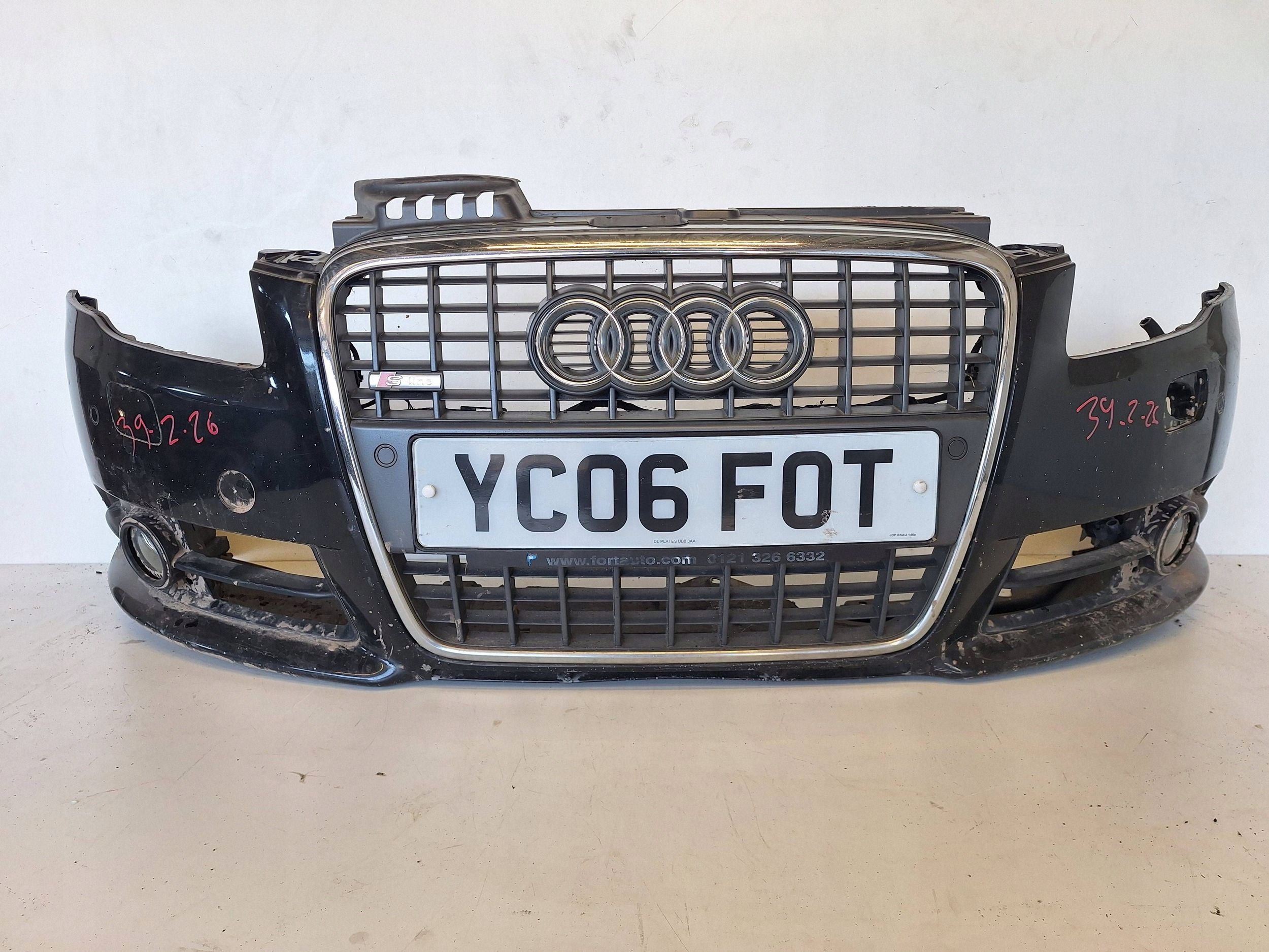 AUDI A4 B7 S-LINE 05-08 bumper + PDC + XENON