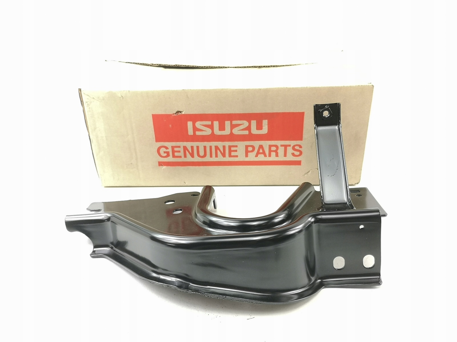 console of a bumper left front ISUZU RODEO D-MAX 05-15 / 8980301731