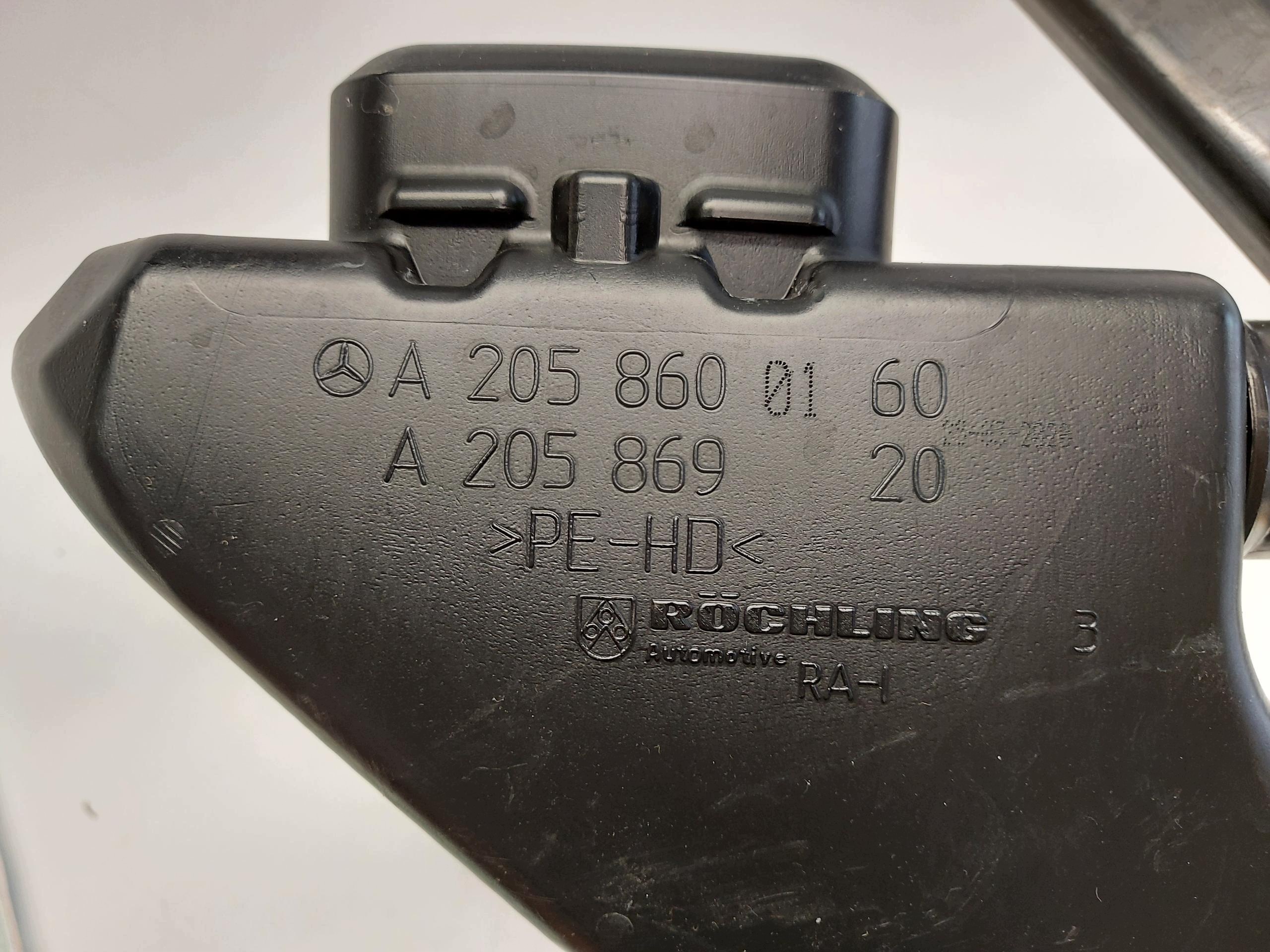 MERCEDES W213 E300de Kombi behälter spritzdüse A2058600160