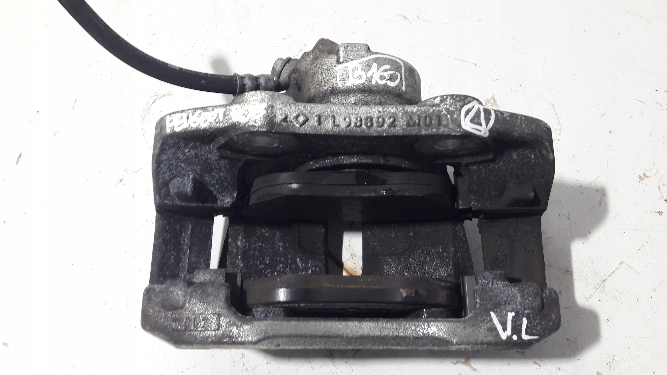 PEUGEOT 208 II caliper brake left front L94144