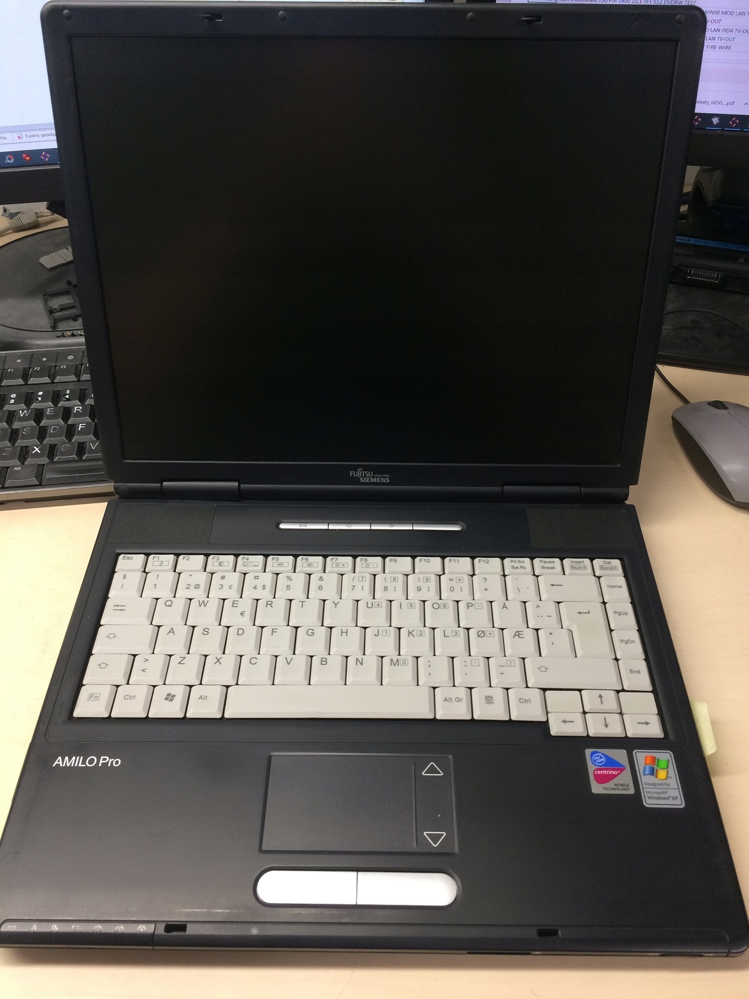 FUJITSU-SIEMENS AMILO PRO V2020 15,1 na diely