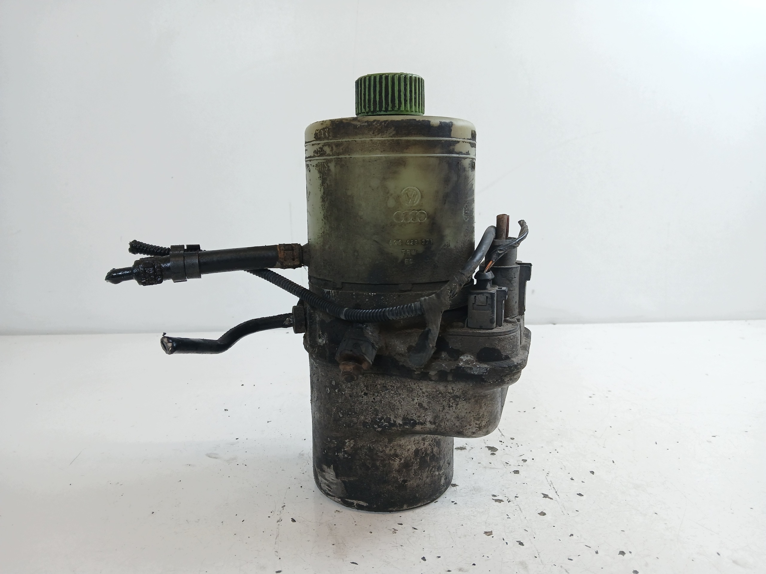 SKODA FABIA e VW POLO 9N SEAT IBIZA III pompa servosterzo 6Q0423371