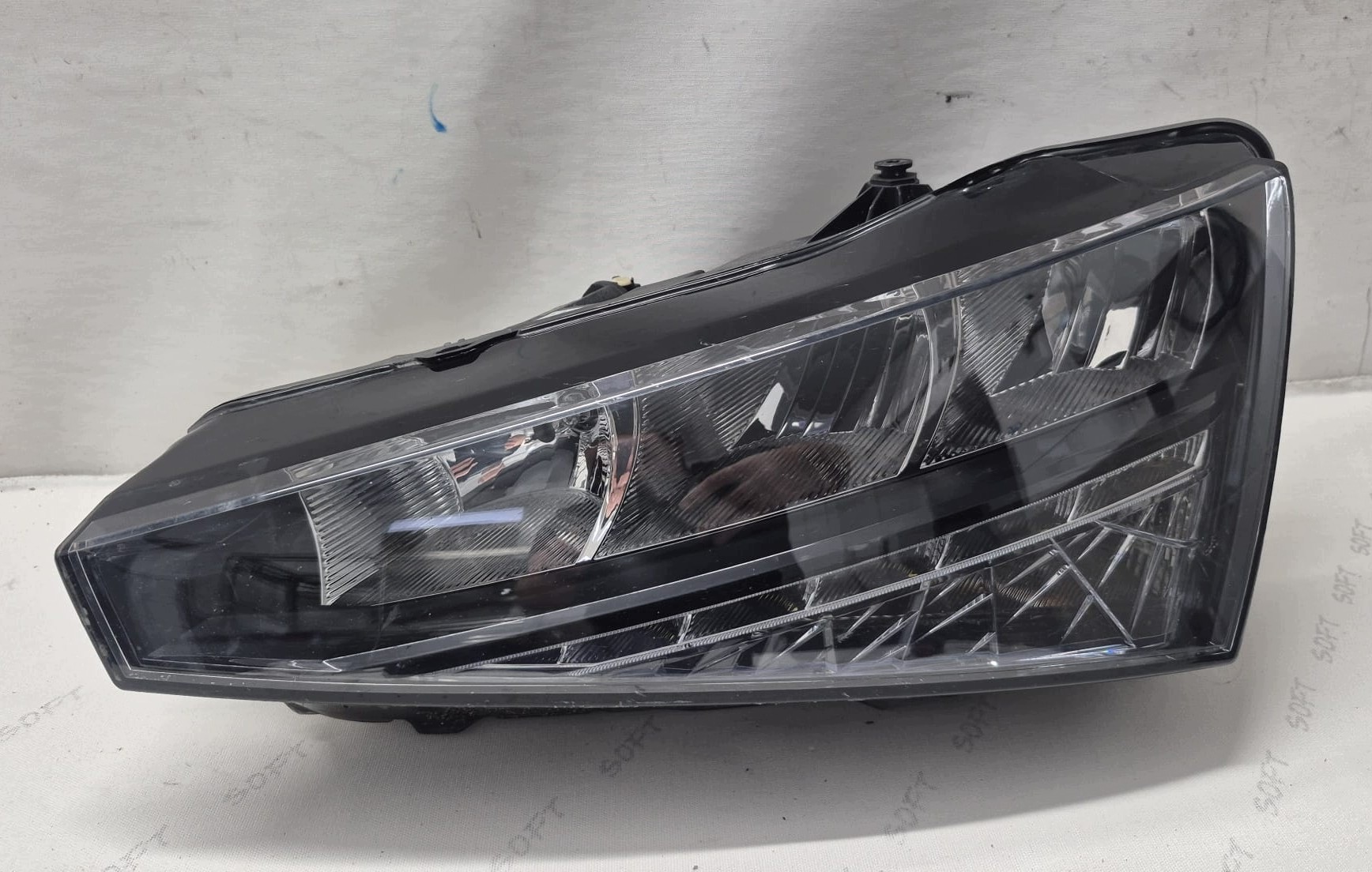 SKODA SCALA 657 19- light left front front FULL LED 657941015