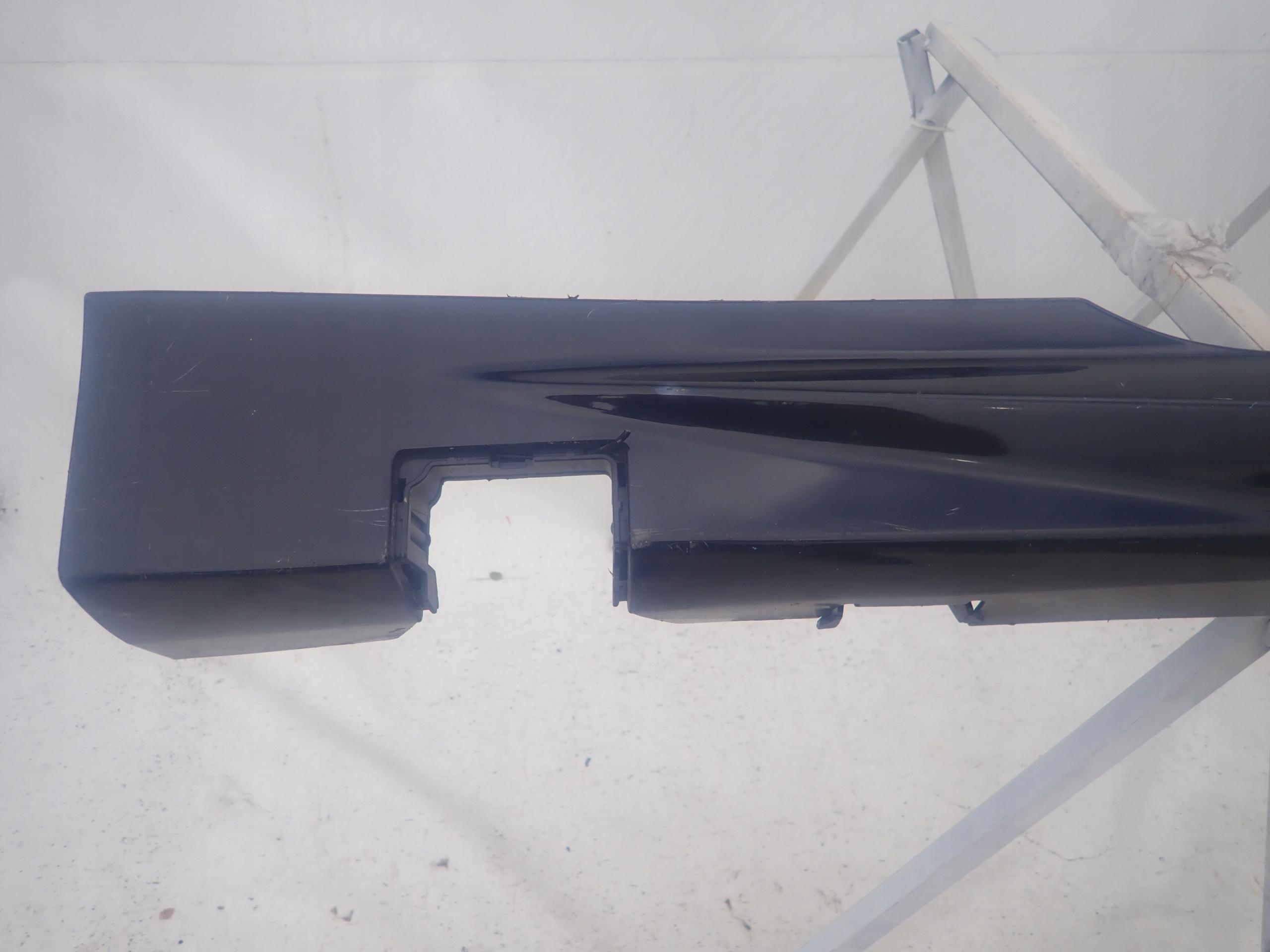 FORD FIESTA VII MK7 ST LIFT 12- threshold right moulding