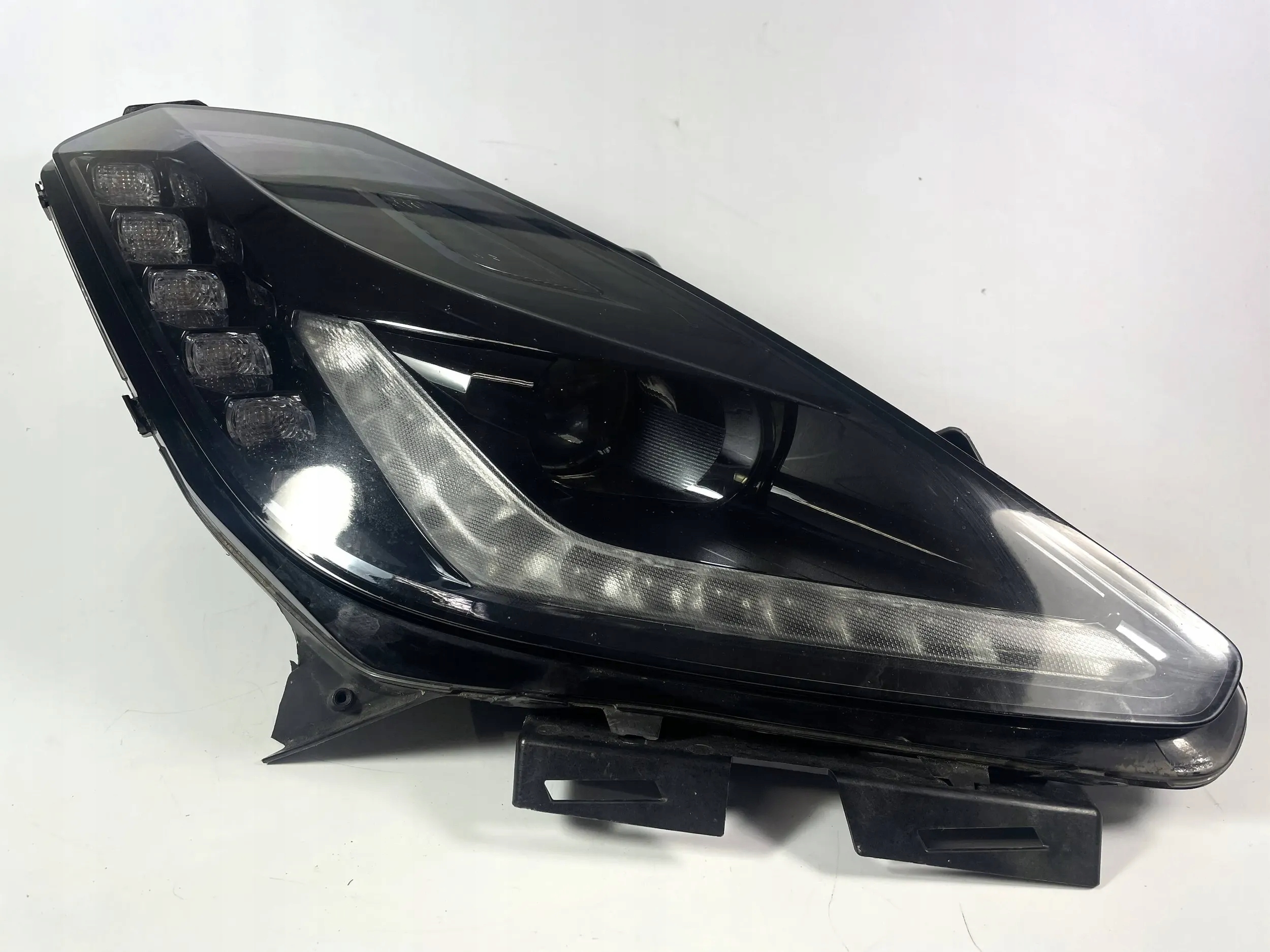 Chevrolet Corvette C7 6.2 reflektor light right front front 2014-19