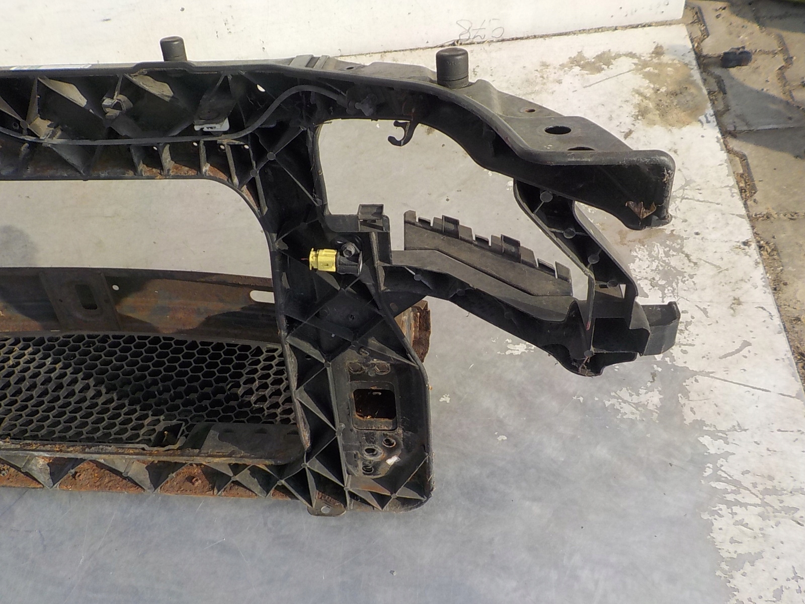 694 KIA SOUL and support panel for radiators sider pillar iron OKULAR
