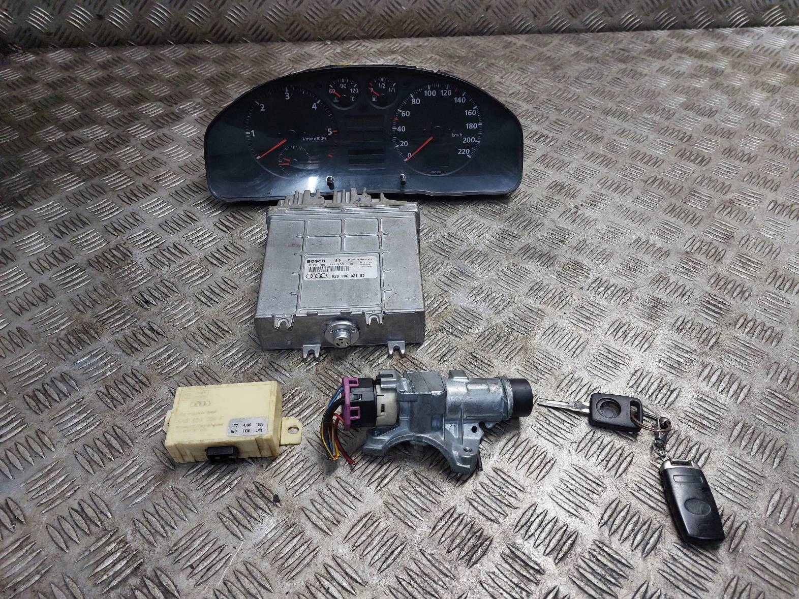028906021BD 8D0919034 - Стартовый комплект + одометр AUDI A4 B5 1.9 TDI 90 л. с.