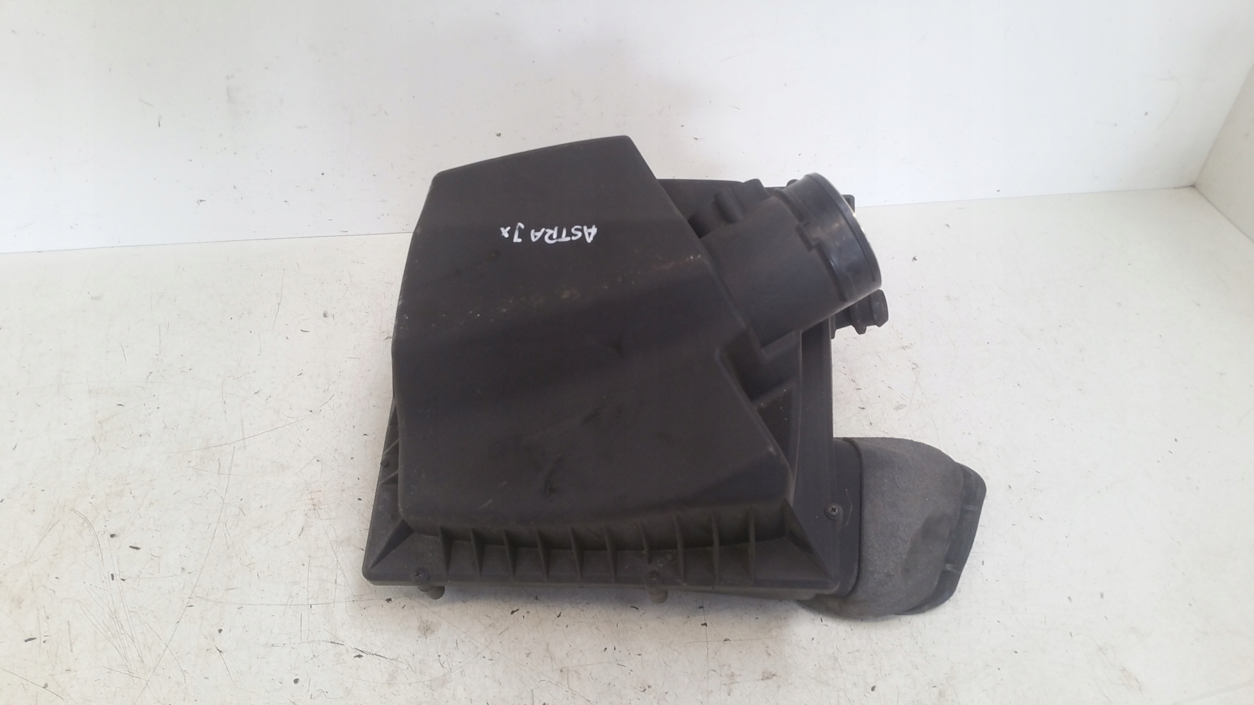 Gehäuse filter luft 13272761 Opel Astra J