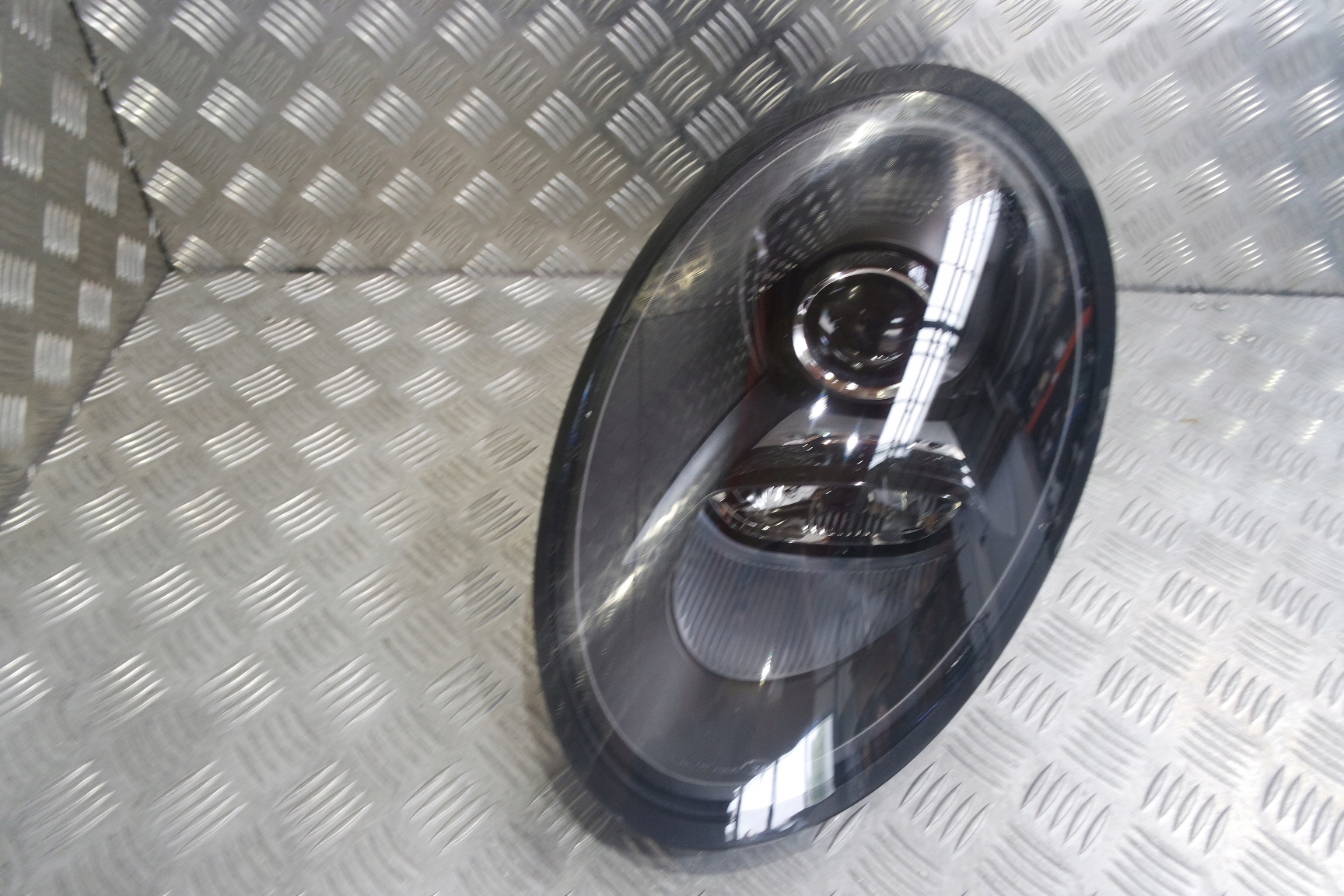 PORSCHE 991 GTS 4S LAMPA LEWA PRZEDNIA 99163199303 Producent części Porsche OE