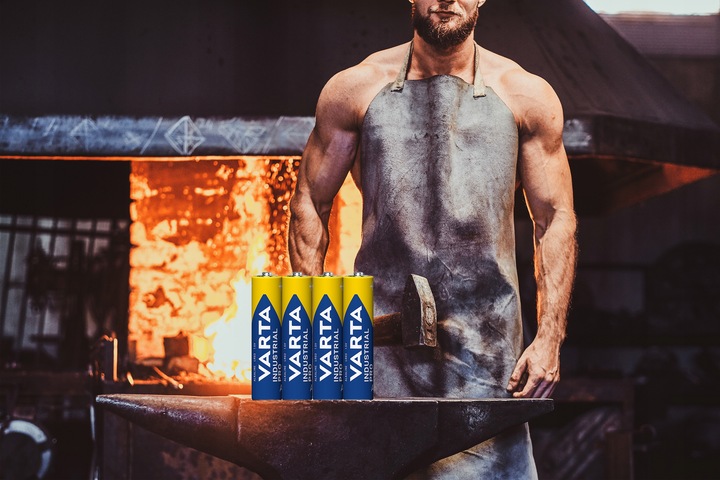10x MOCNA BATERIA ALKALICZNA ALKALINE AAA R3 WZMACNIANA PALUSZKI ZESTAW Marka Varta