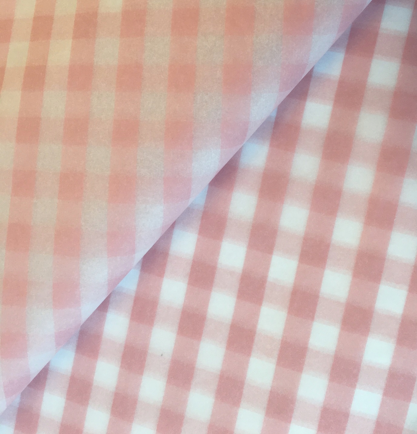 

Bibuła ozdobna do pakowania 50x75 Kratka różowa