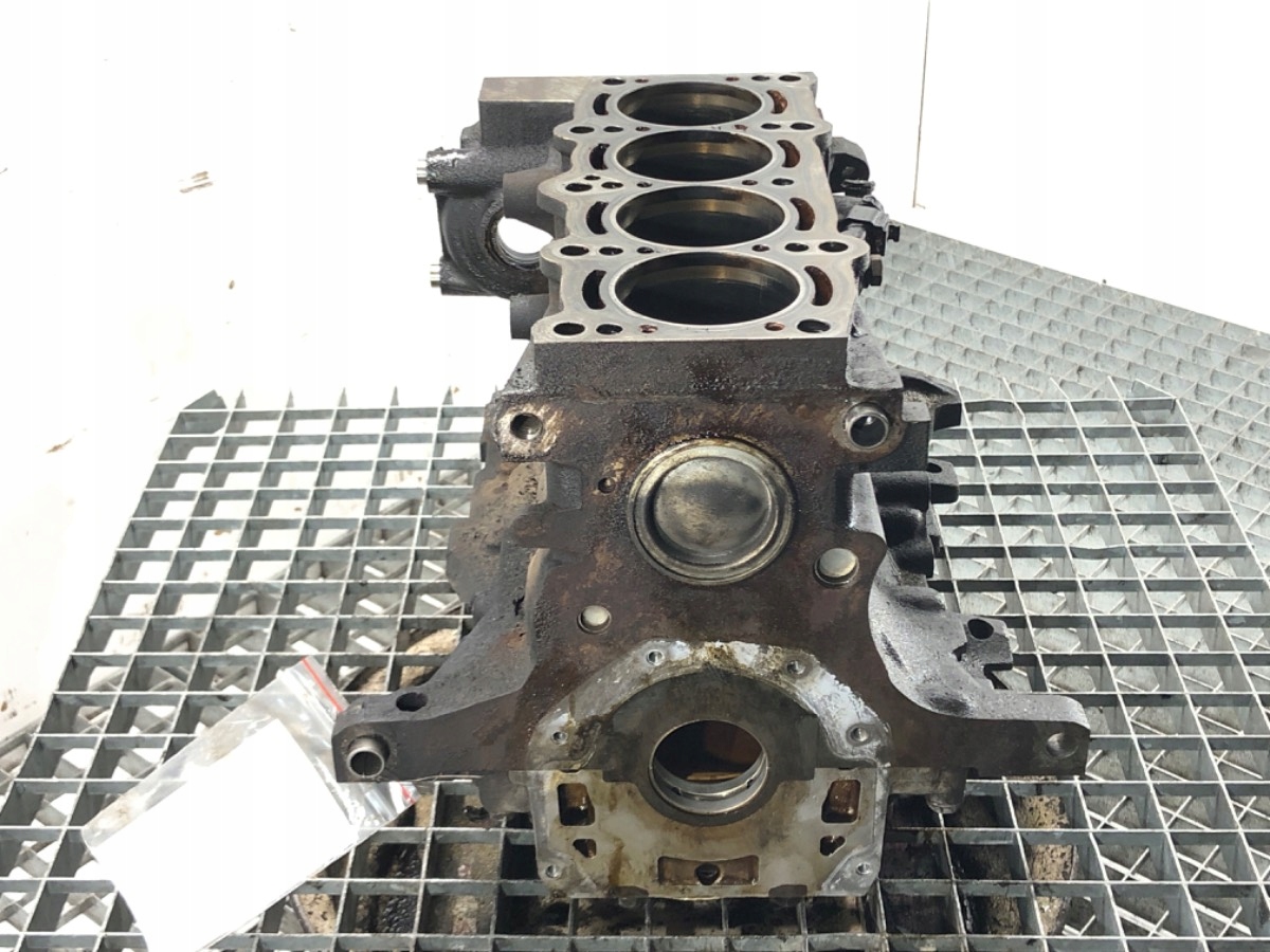 BLOK SILNIKA FIAT LINEA 06-22 1.4T-Jet 120KM 198A4000 Stan opakowania zastępcze