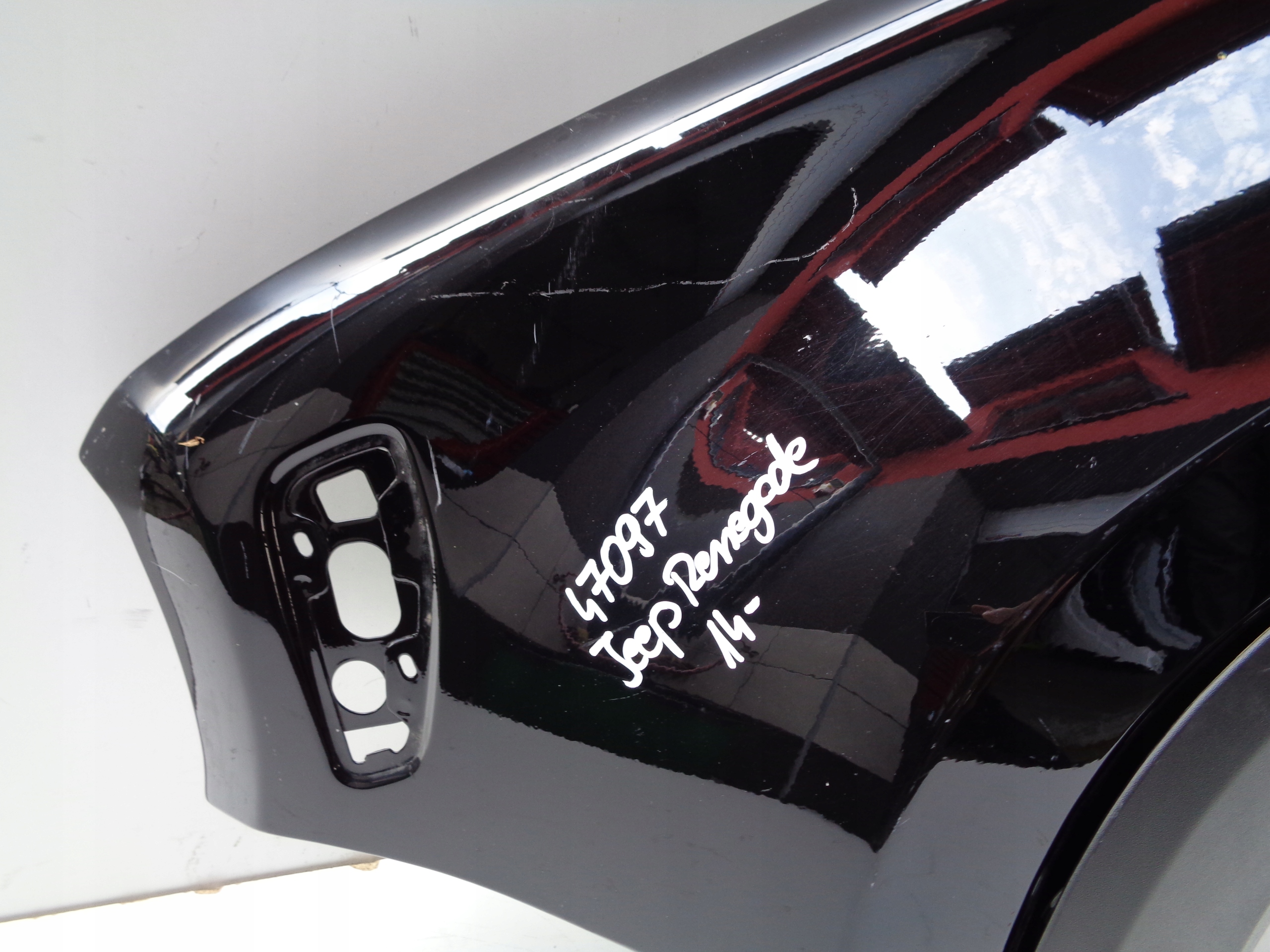fender left front JEEP RENEGADE 14- NR 47097