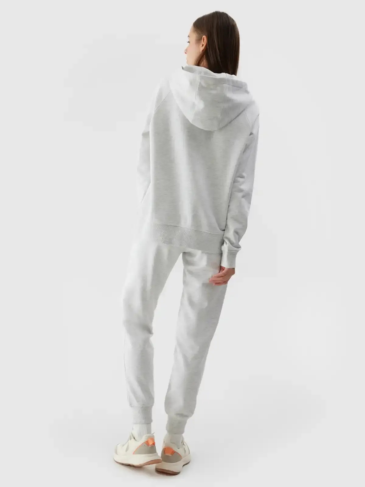 SPODNIE DRESOWE DAMSKIE 4F SPORTOWE DRESY BAWEŁNIANE Z KIESZENIAMI SS24F606 Płeć kobieta