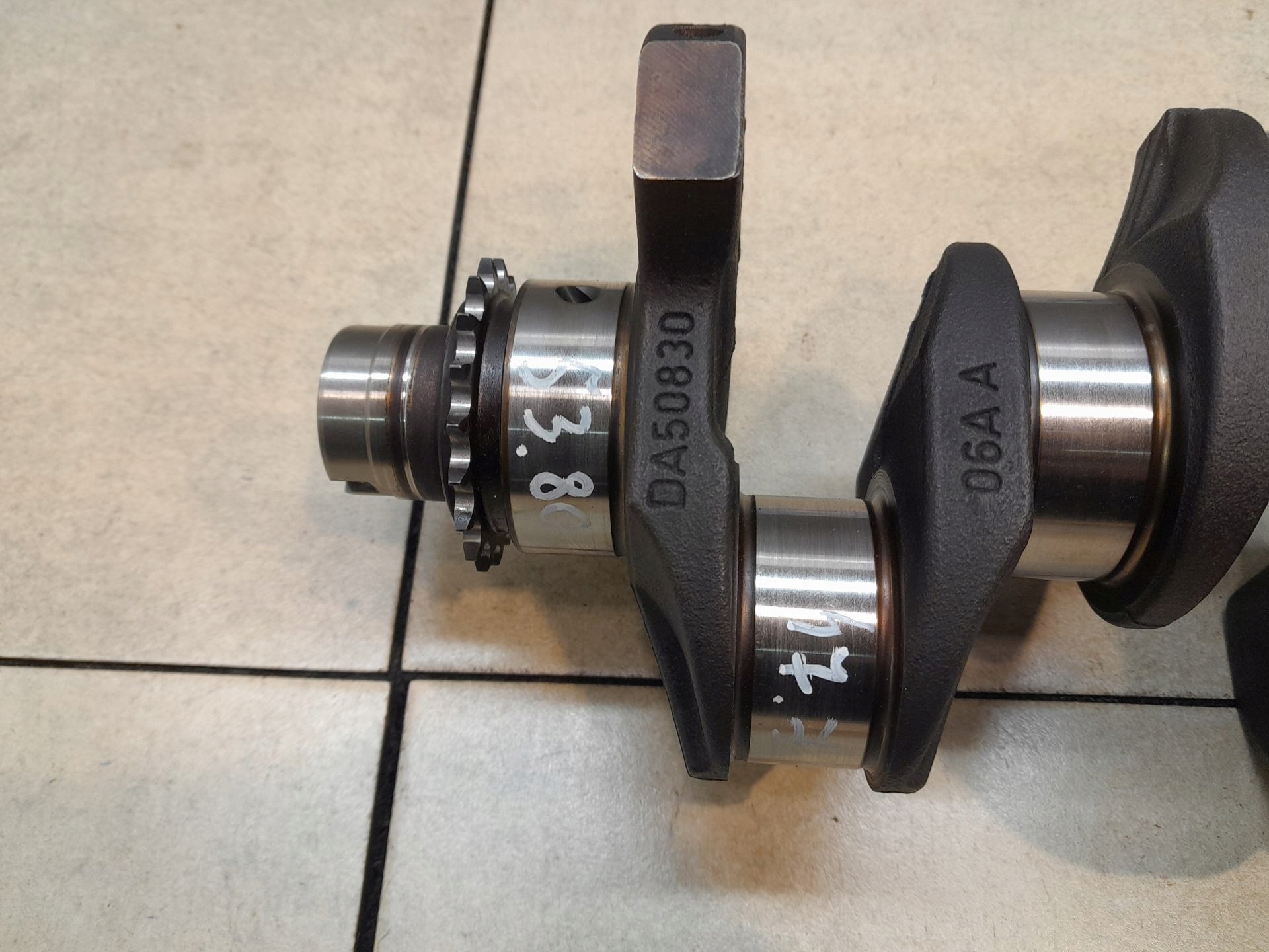 ALBERO MOTORE PASSAT B5 1.6 DA50830