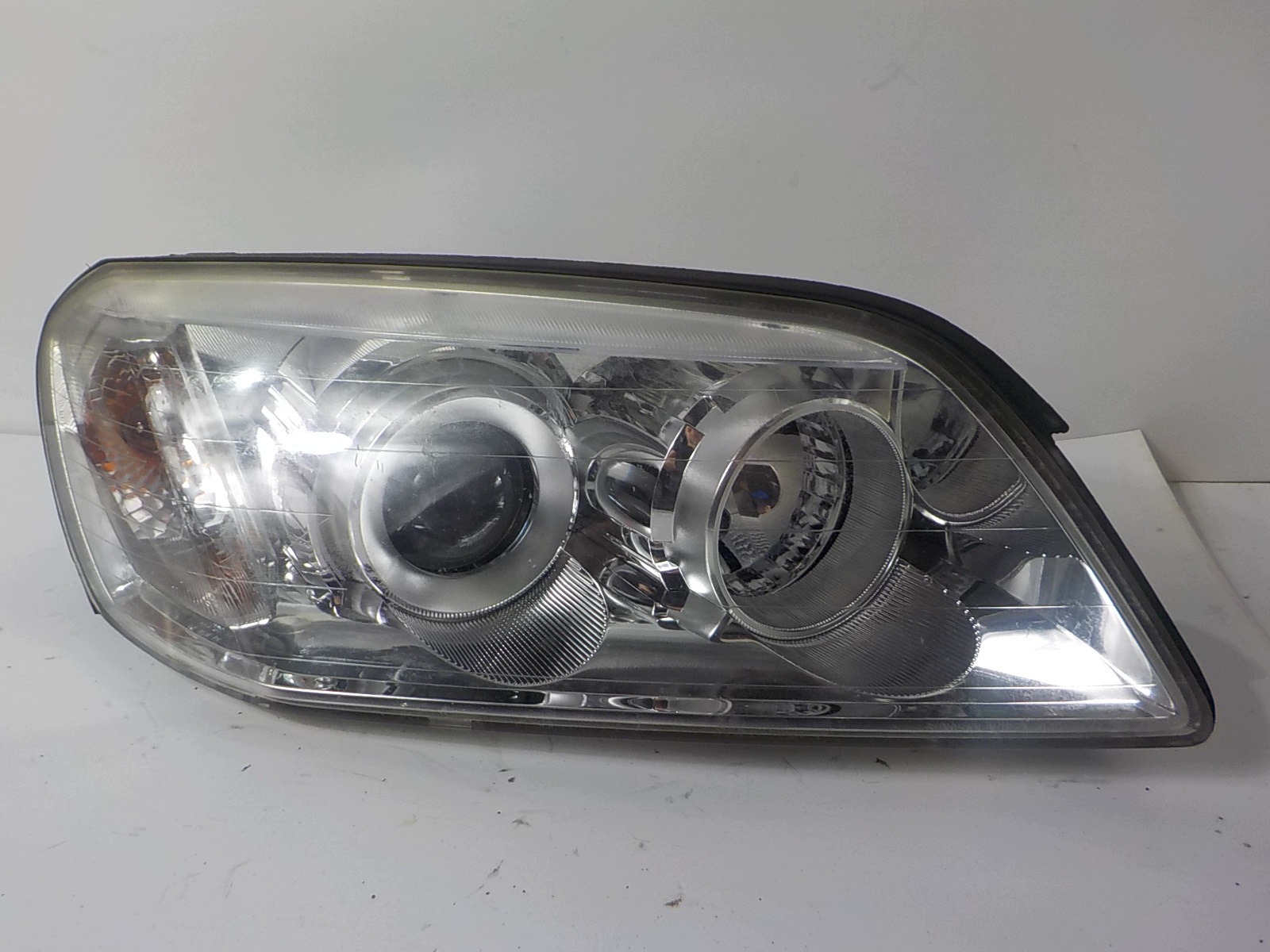 CHEVROLET CAPTIVA far desna prednji dio prednja UK