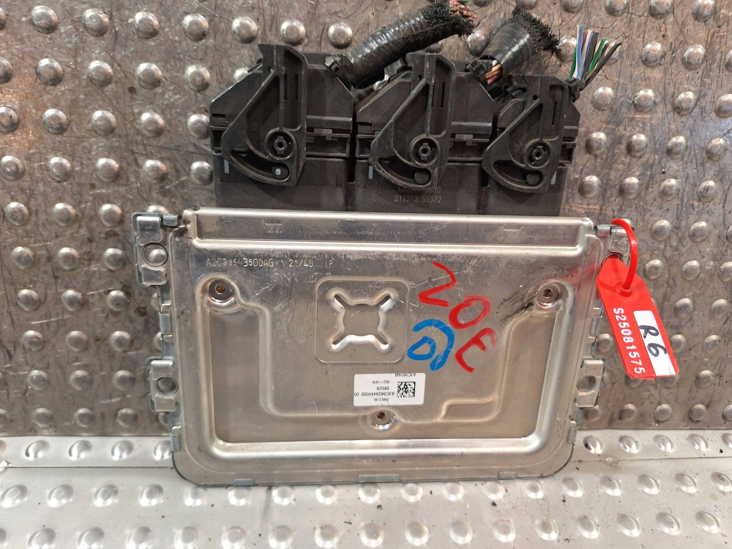 computer 237D40399R A3C0639200001 A2C38542500 237D40400R Renault ZOE