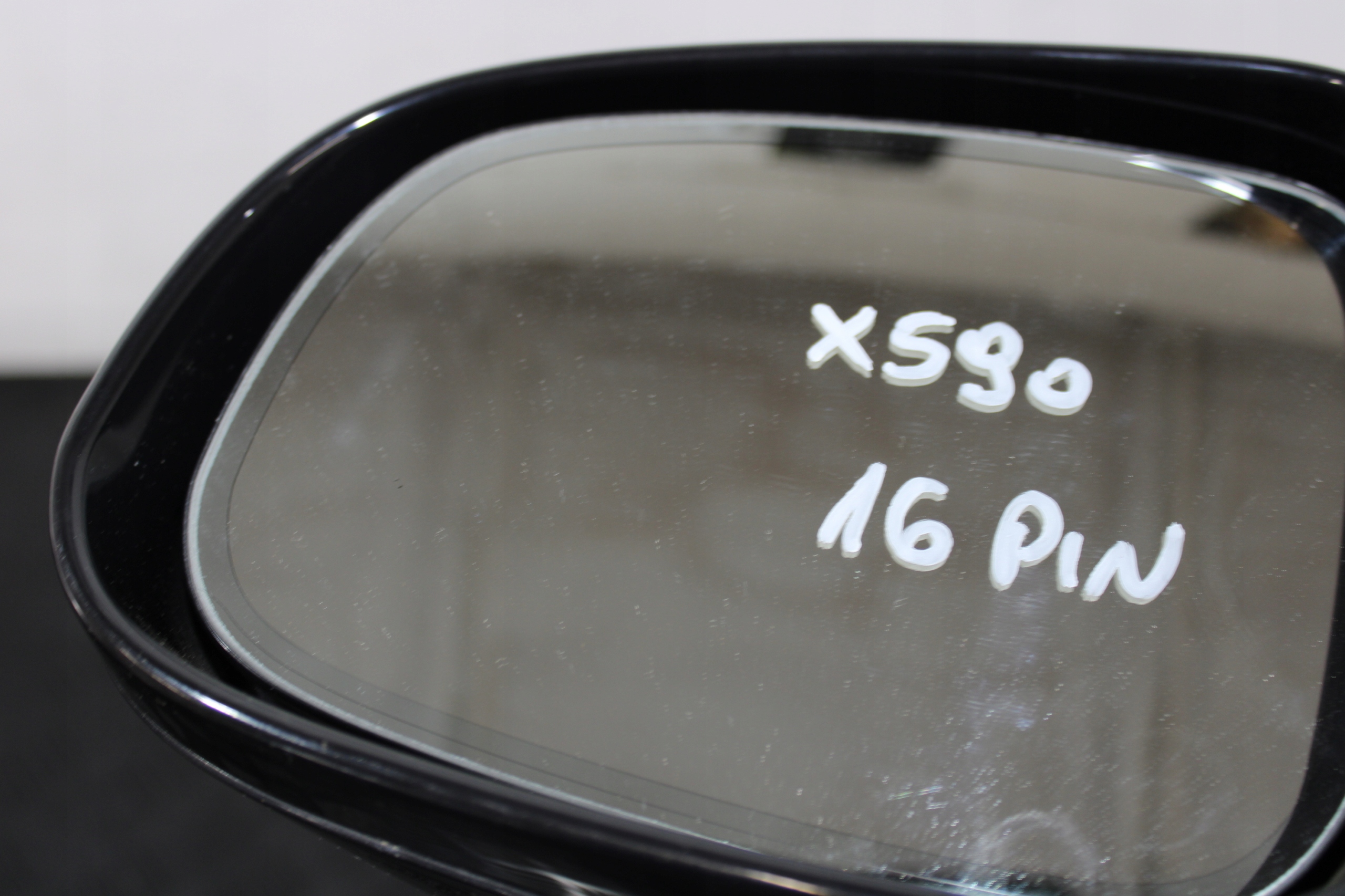 mirror left 16 vertical JAGUAR and-PACE X590 EV400