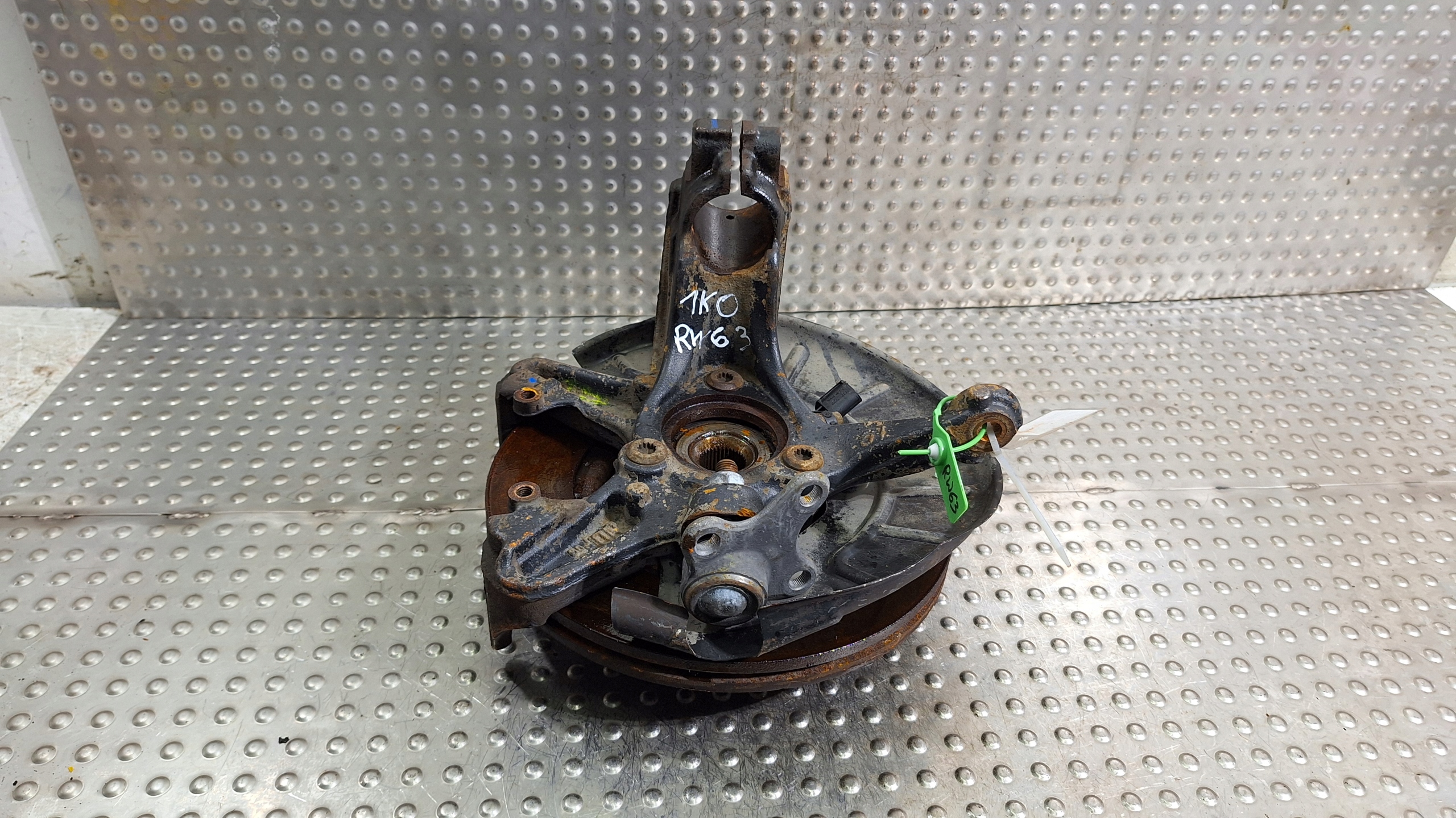 swing right front 1K0407256T GOLF V CADDY III A3 8P YETI ALTEA LEON II