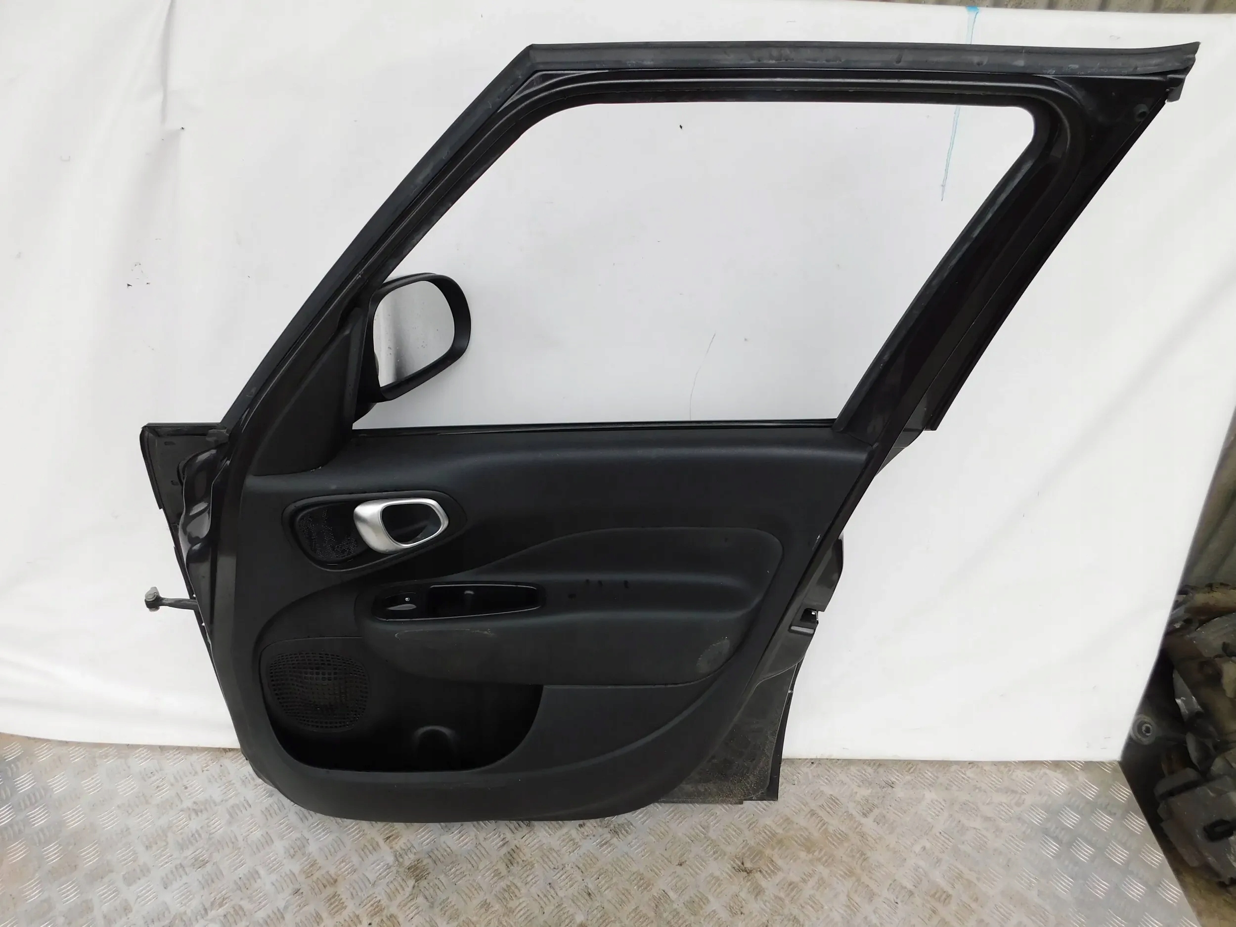 door front front right FIAT 500L