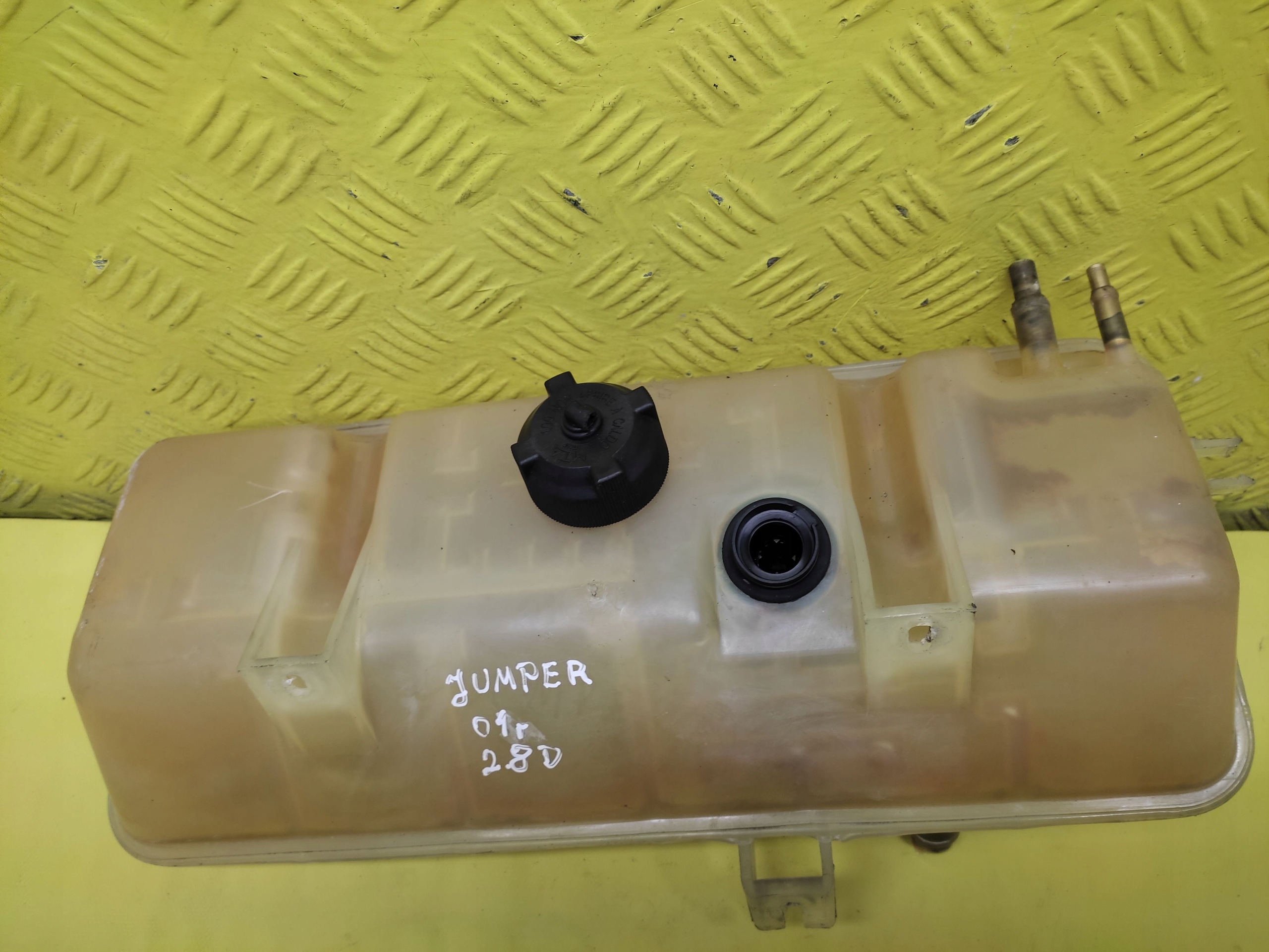 CITROEN JUMPER 2.8 D Réservoir eau