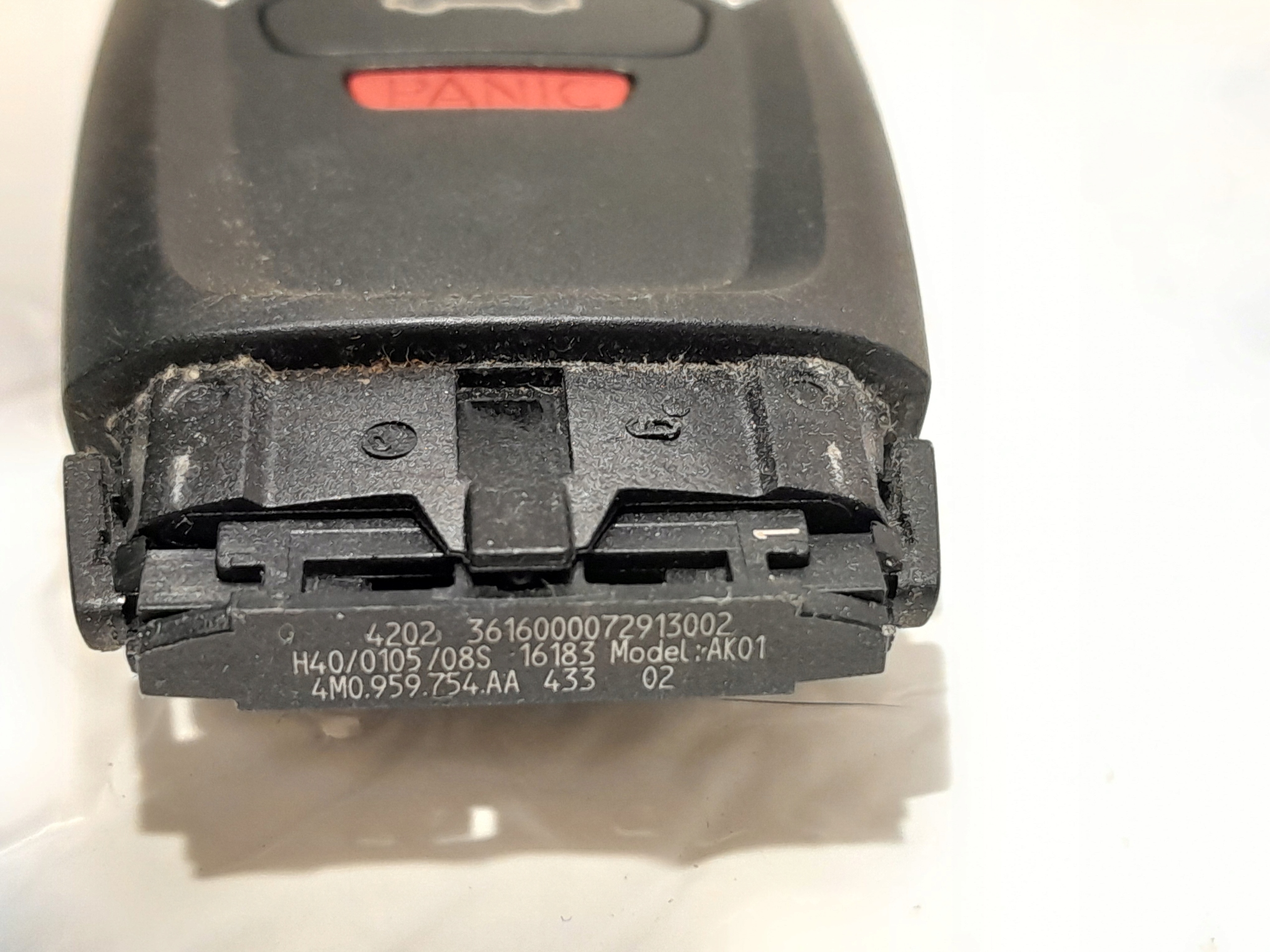 AUDI A5 F5 key PILOT 4M0959754AA