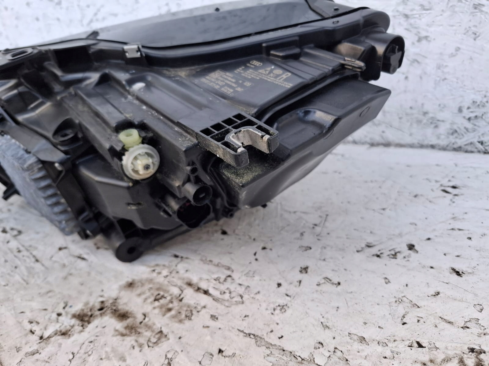 Audi A6 S6 C8 2019-25 год 4K0941040 фара правая full led