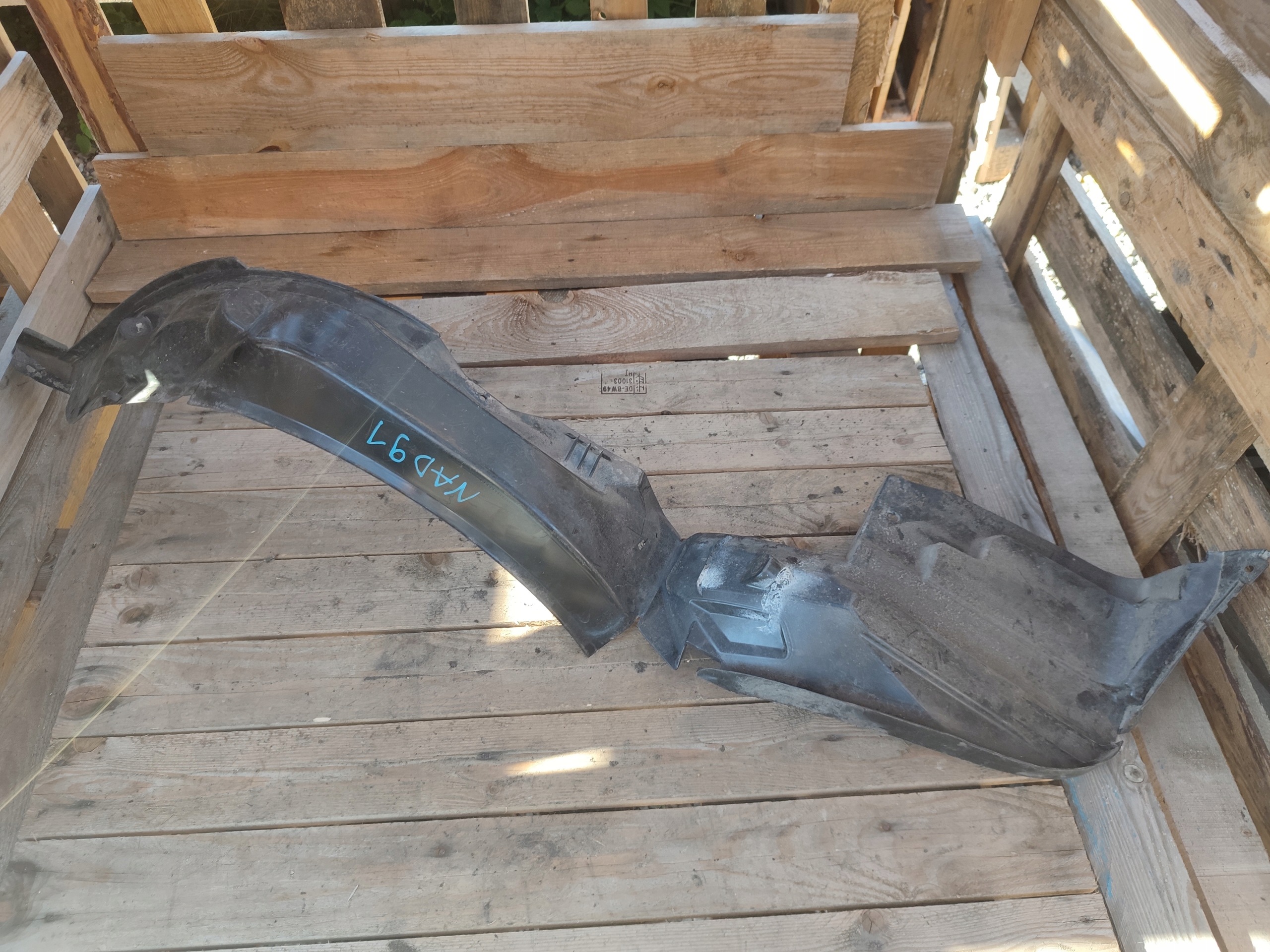 mudguard right front Suzuki Splash Opel Agila B 72321-52K0