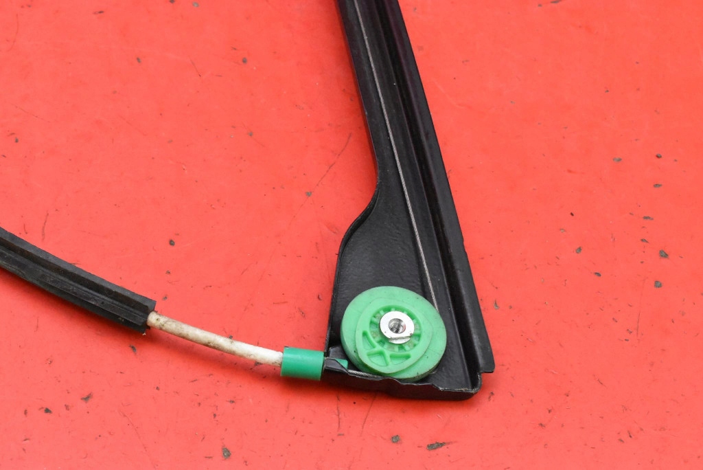 window regulator left front EU 990876-102 BUICK RANDEZVOUS 01-07