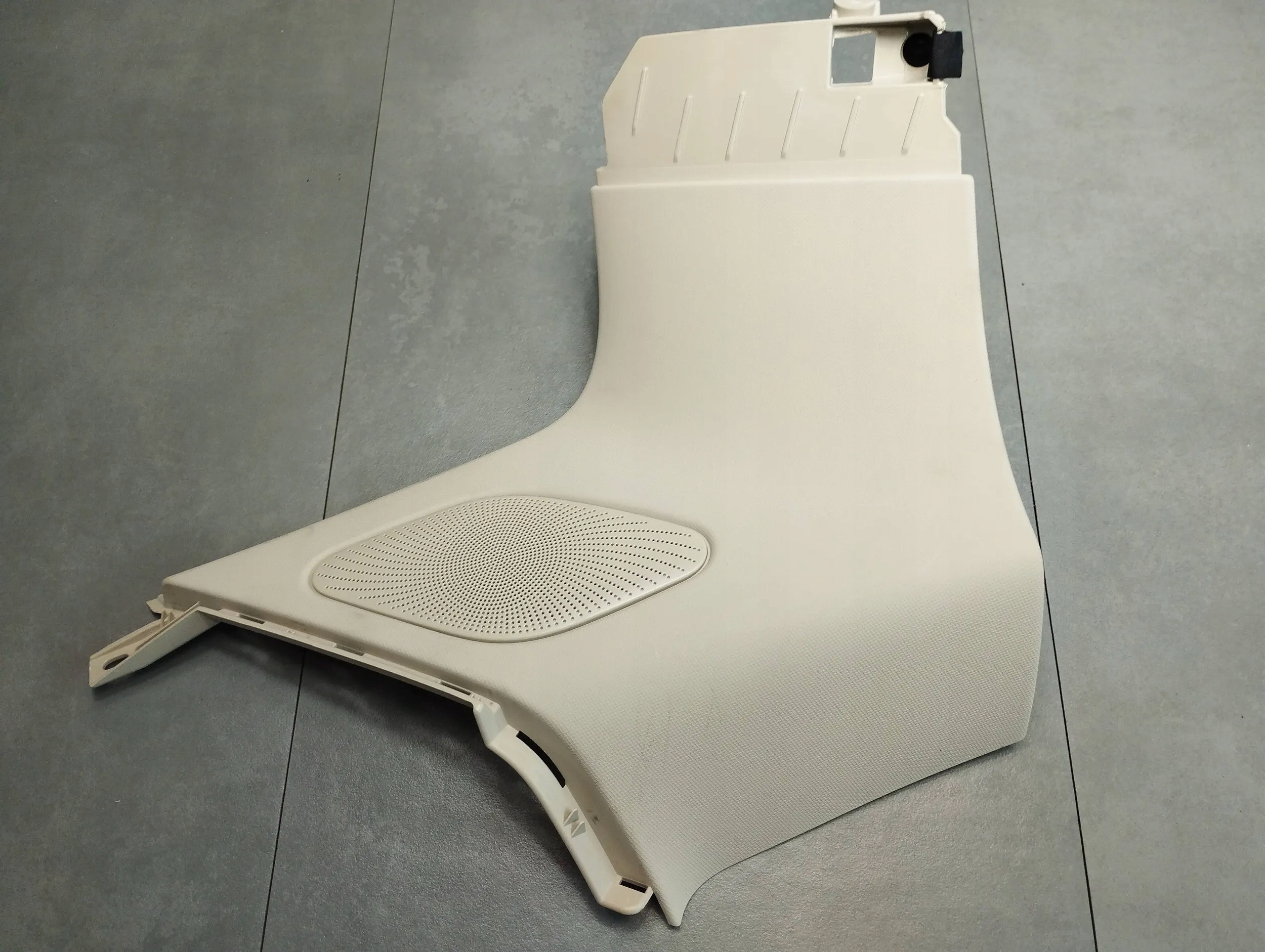 Audi Q5 8R кришка стійки 8r0867245p