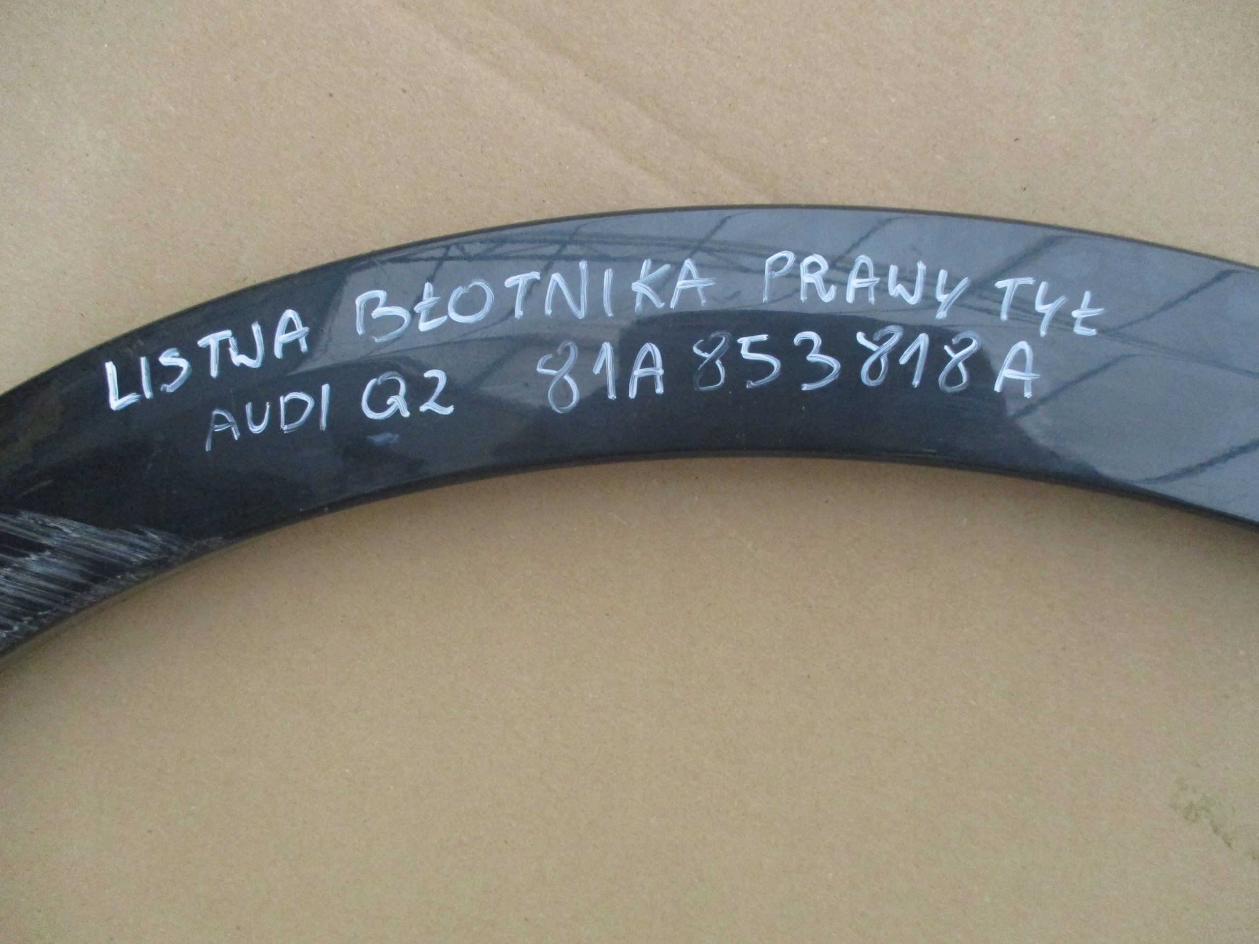 modanatura parafango Destra posteriore posteriore Audi Q2 81A853818A