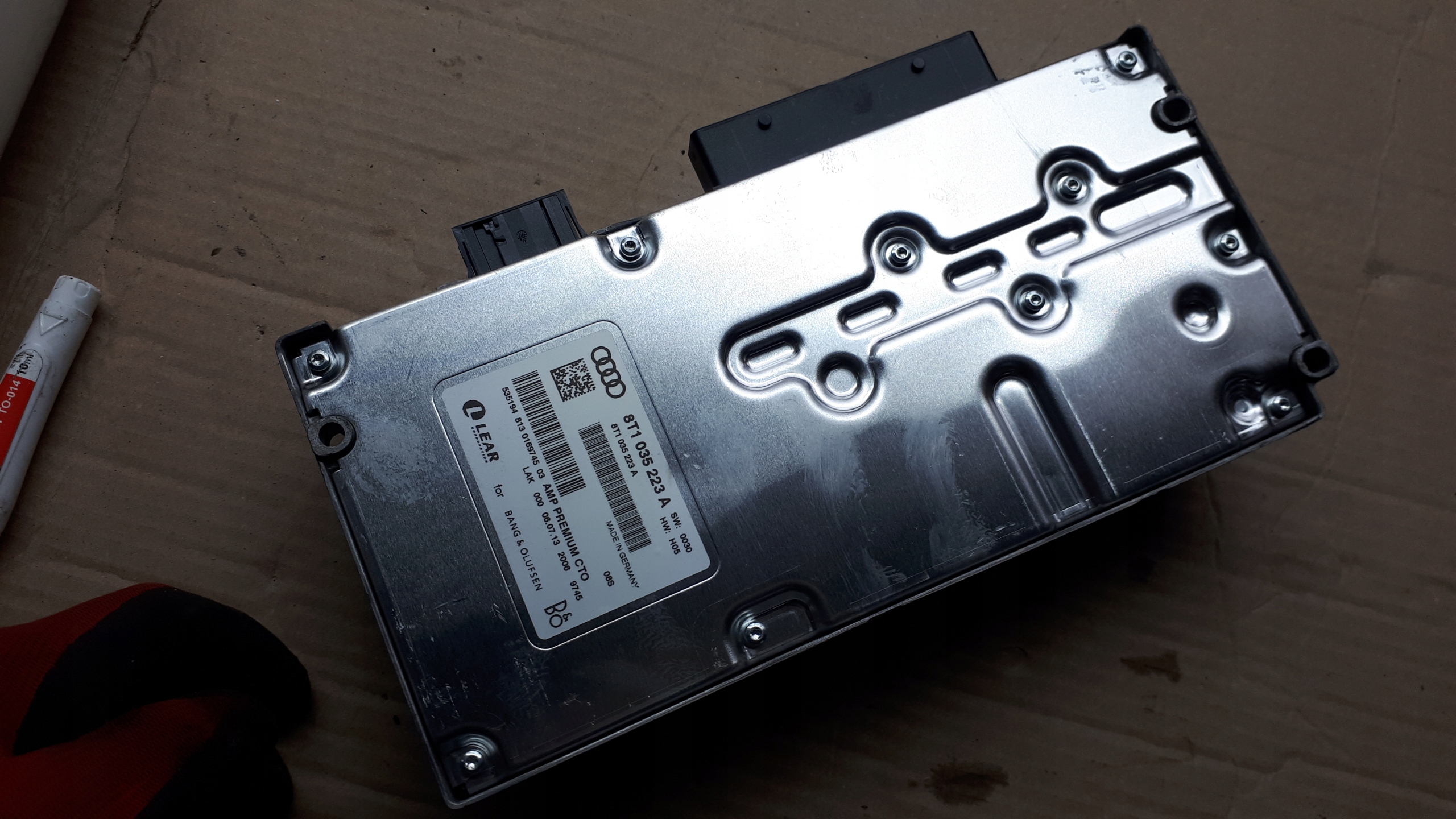 S4 B8 LIFT A4 amplifier bang OLUFSEN 8T1035223A