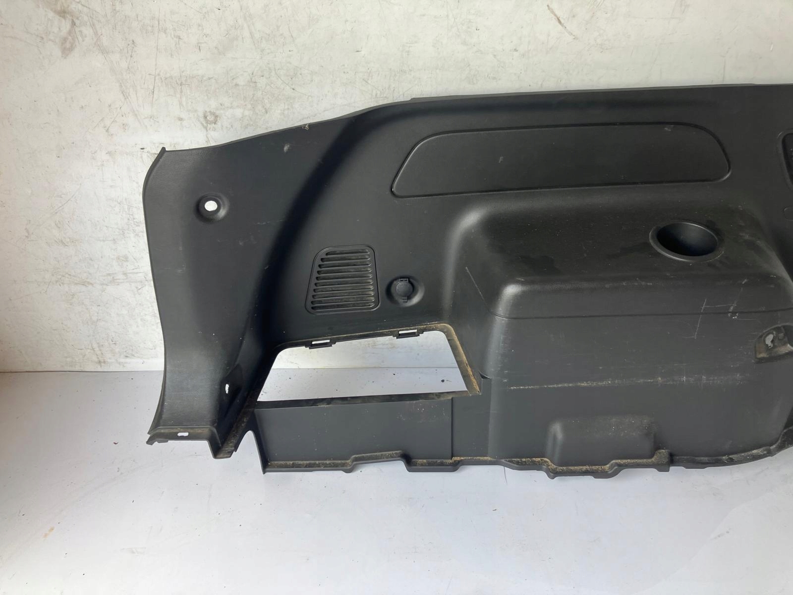 boot upholstery CHEVROLET CAPTIVA left