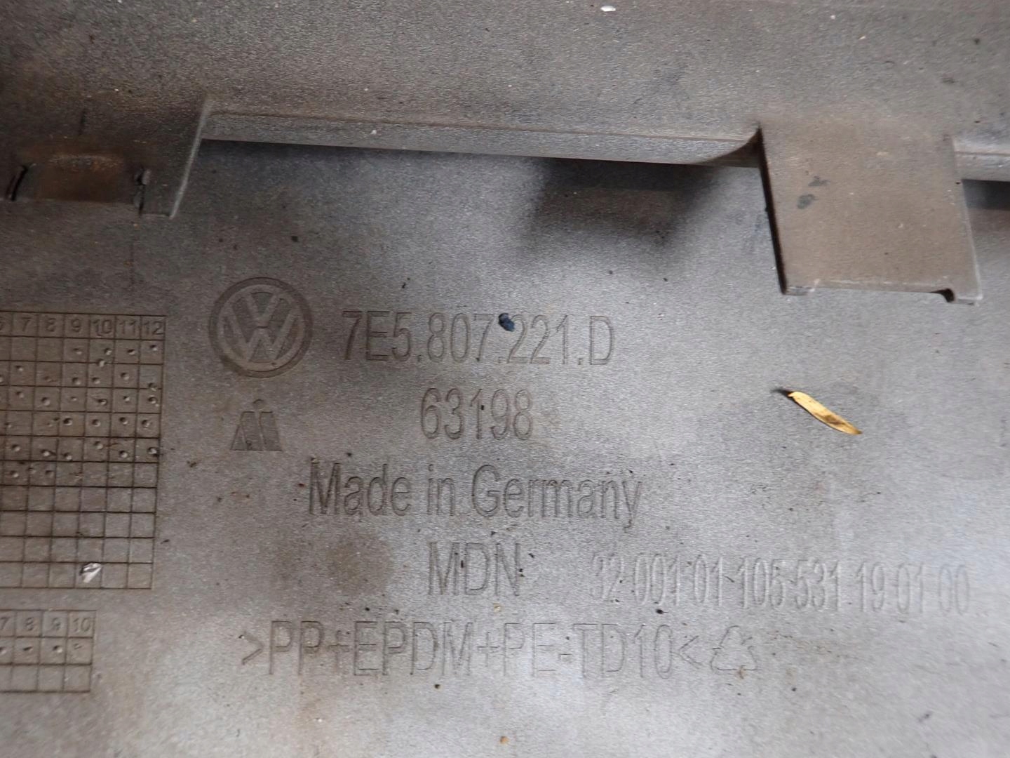 Stoßstange vorne vorne VW T6 2015- 7E5807221D