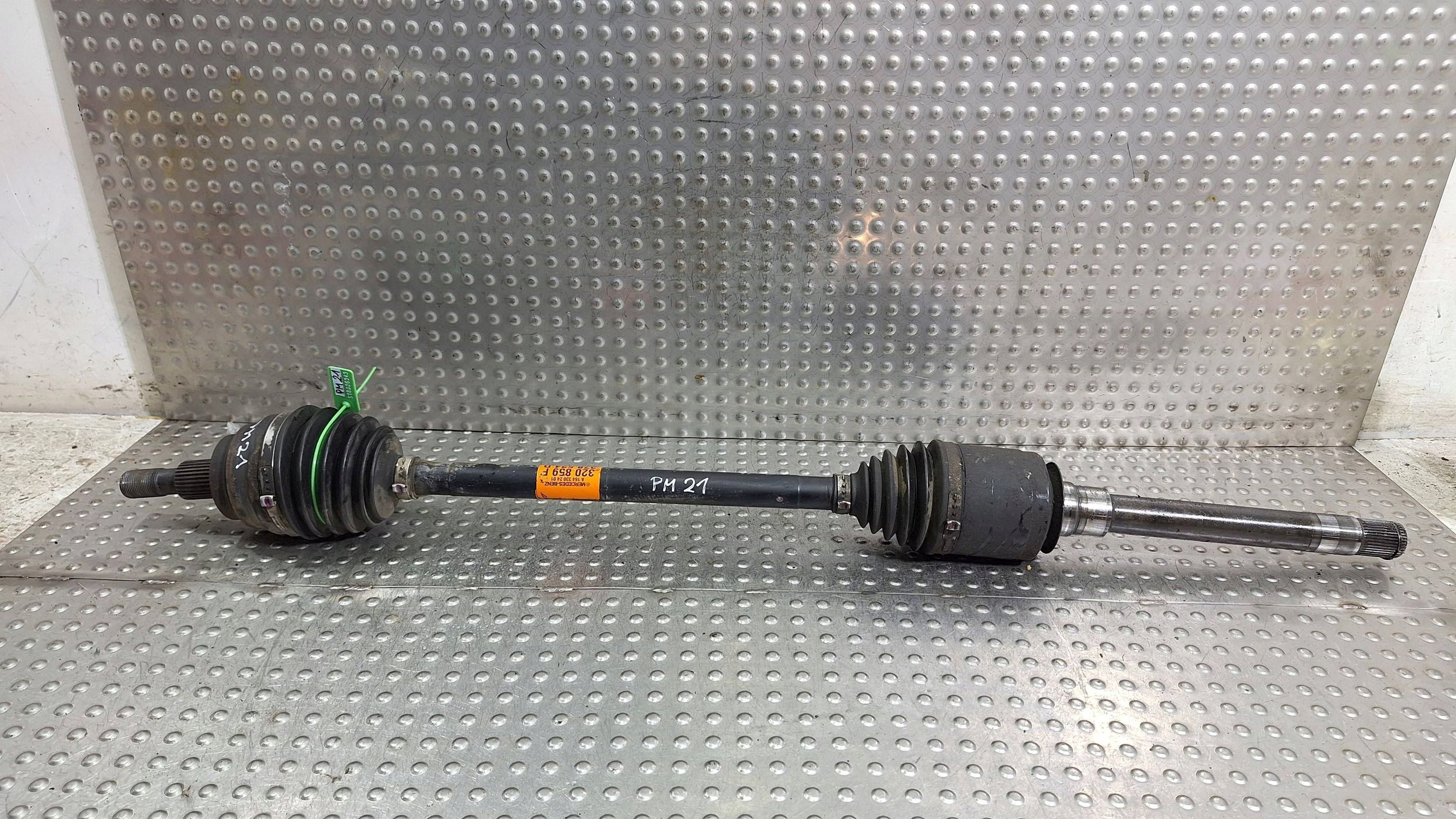 semi-axis right front A1643302401 MERCEDES ML W164 3.0 CDI 4MATIC