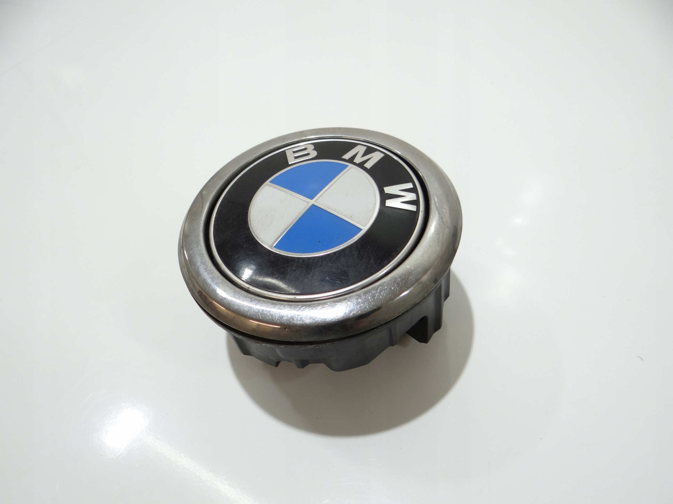handle bonnet BAGZNIKA BMW F21 OE 7270728