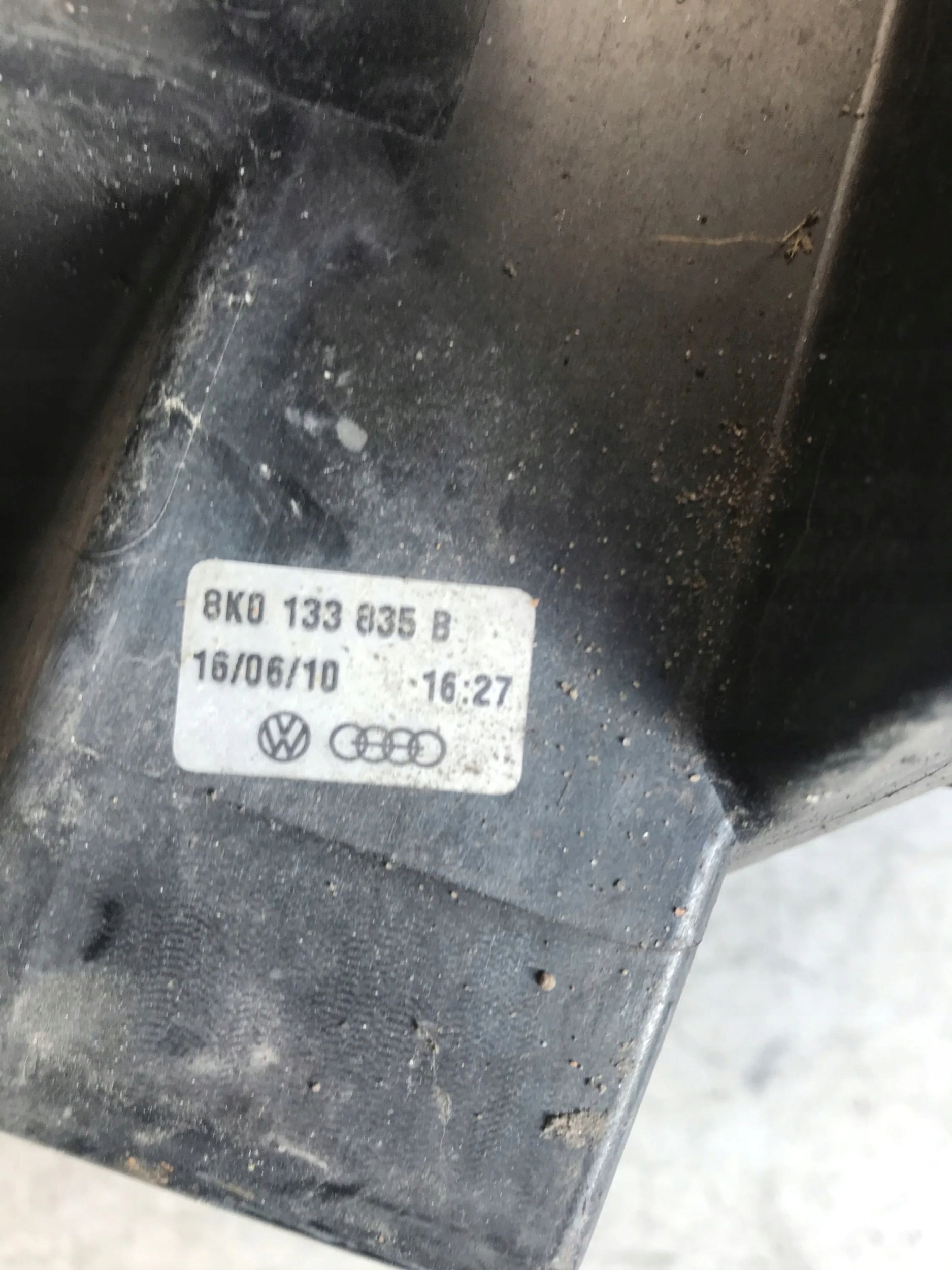 Gehäuse filter luft AUDI A4 B8 8K0133837B 8K0133835B