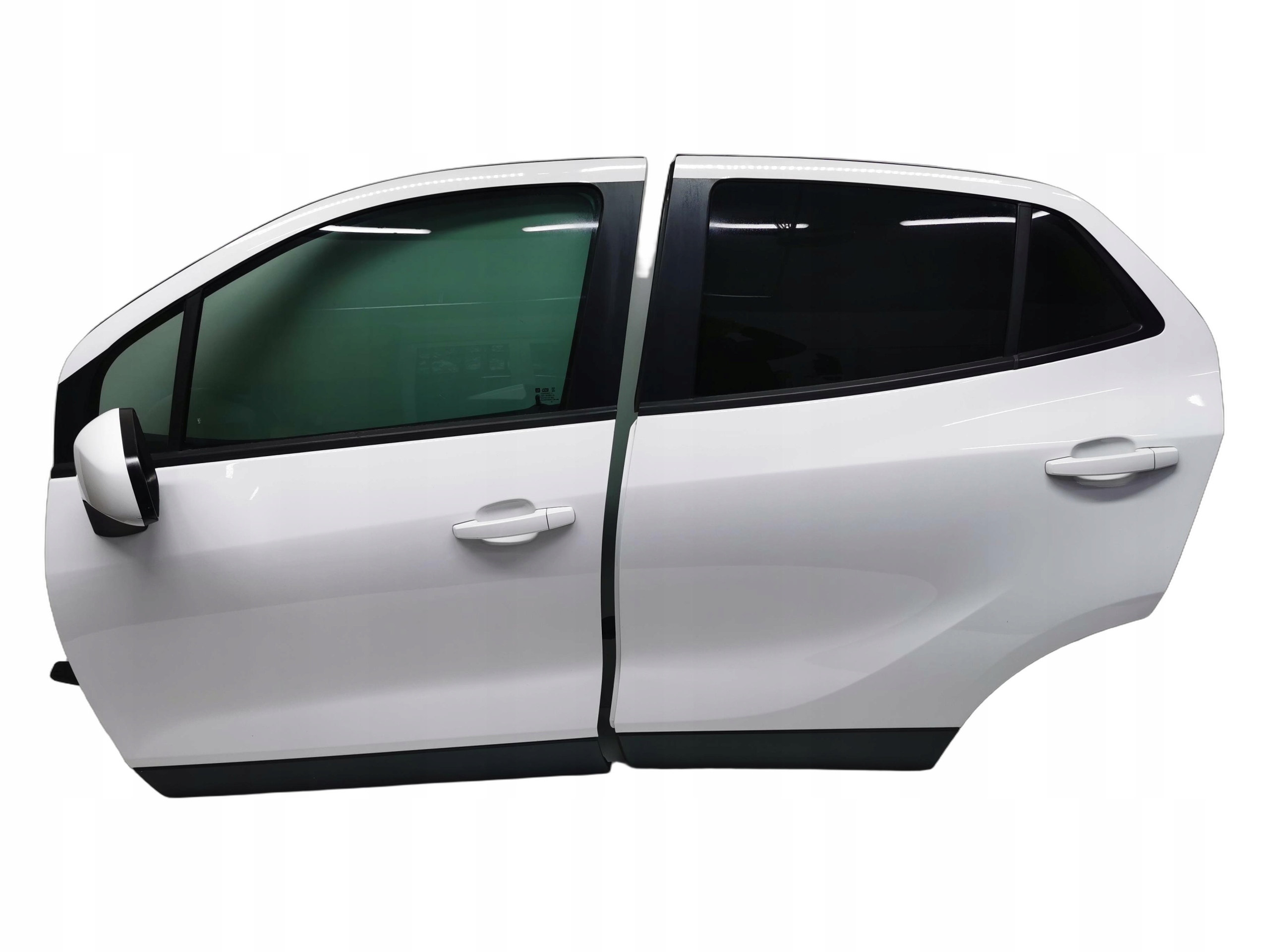 door left front + left rear part GAZ Z40R OPEL MOKKA A 2012-2016