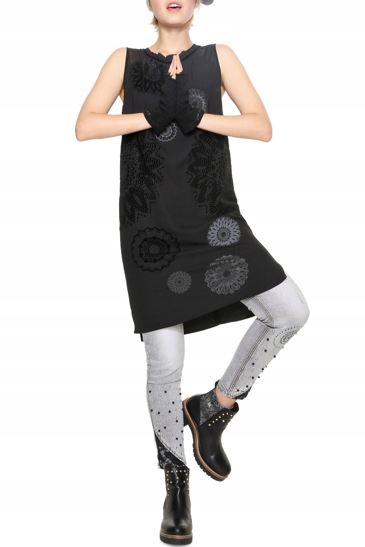 

Desigual czarna sukienka /tunika 38/M cena 99€